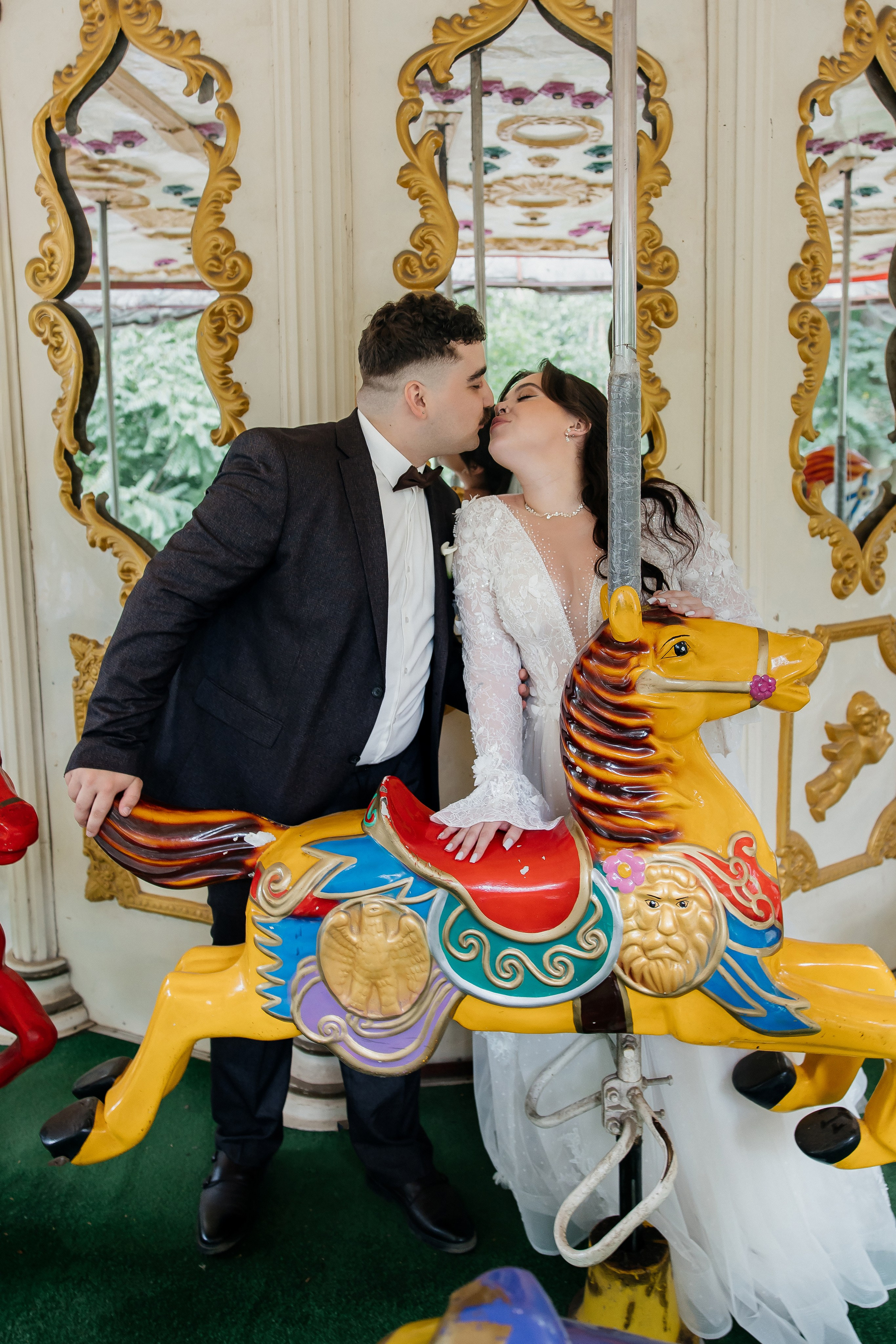 Mykhailo and Iryna. Весільний фотограф Любов Шарко Черкаси