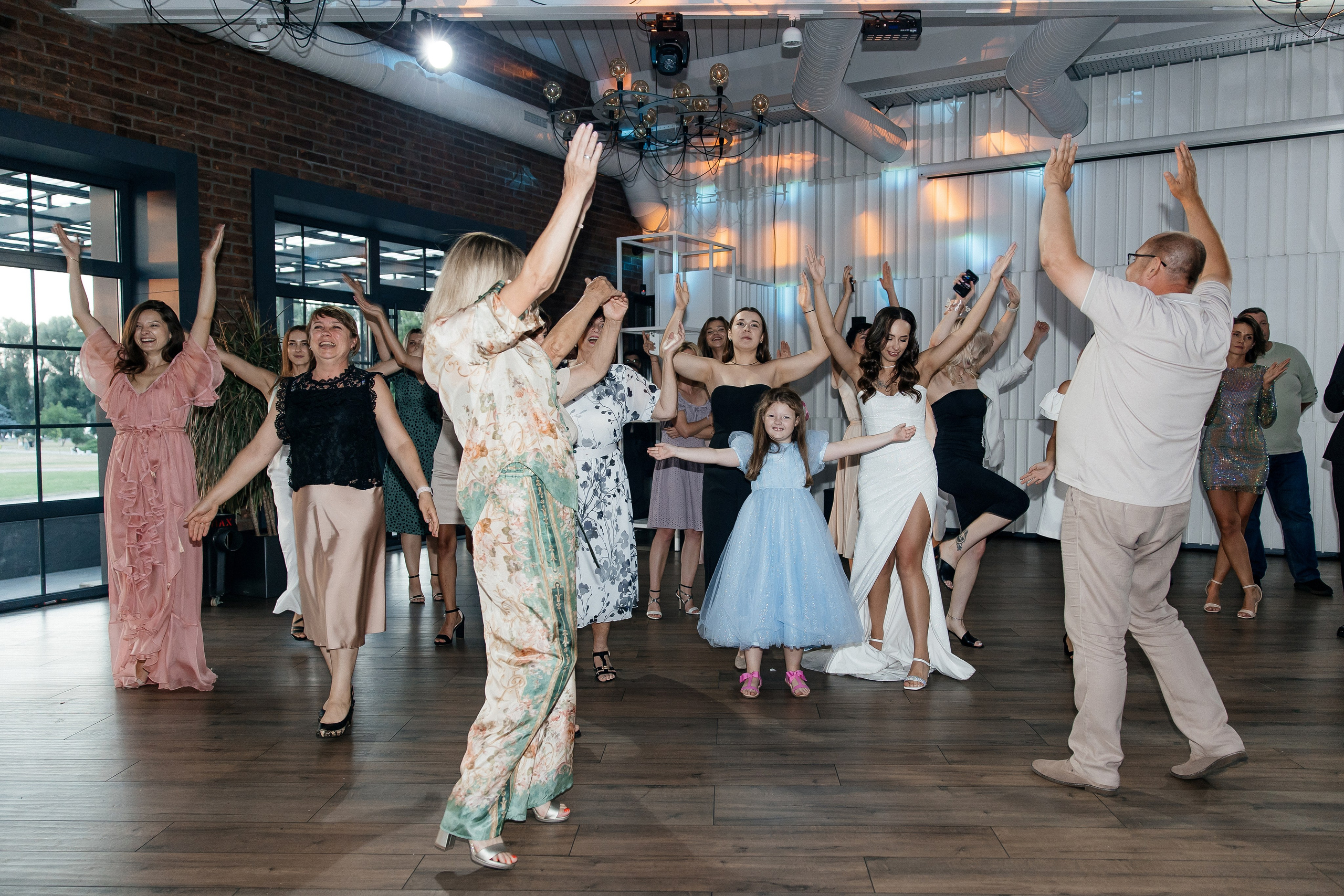 Oleksandr & Lilia. Весільний фотограф Любов Шарко Черкаси