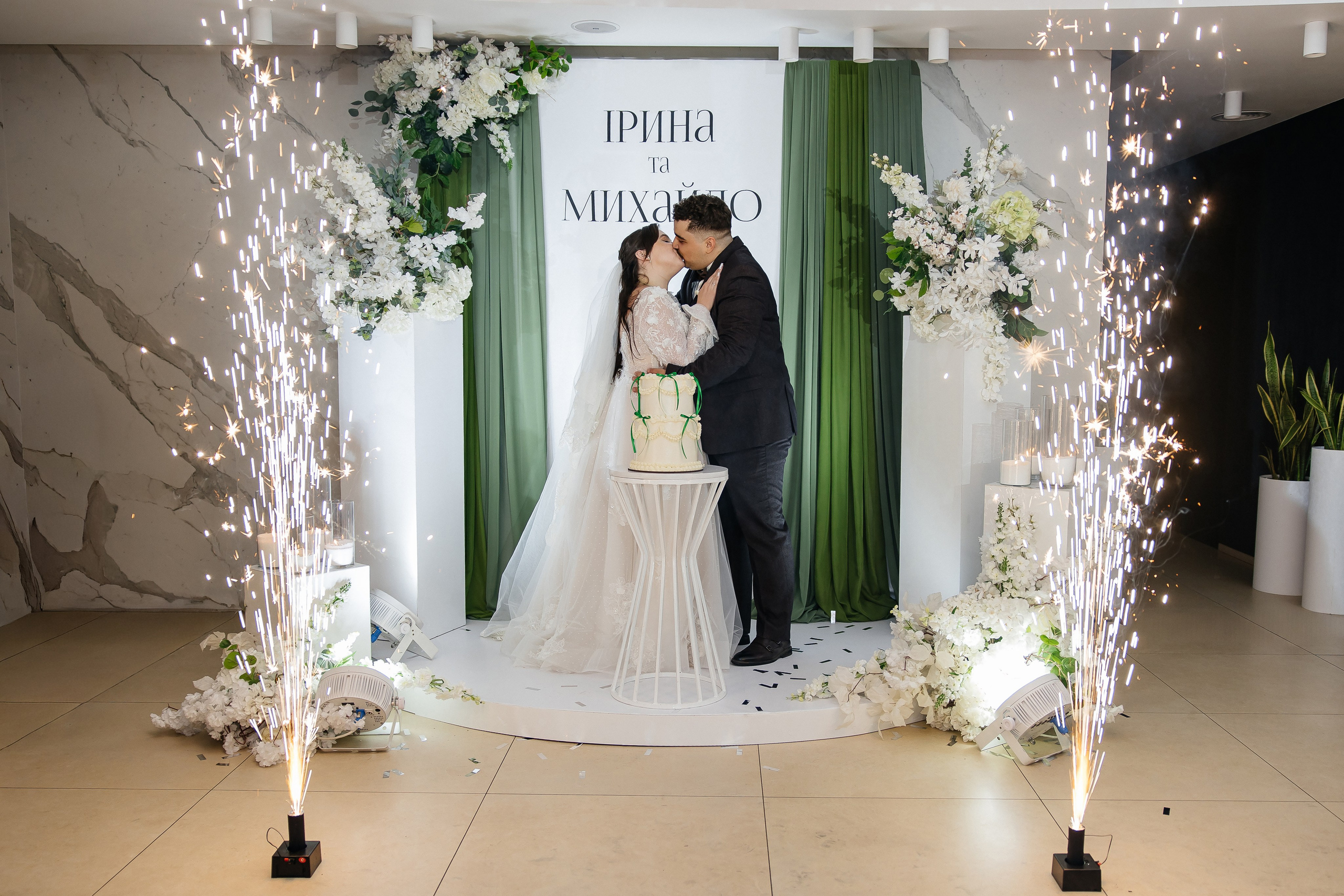 Mykhailo and Iryna. Весільний фотограф Любов Шарко Черкаси