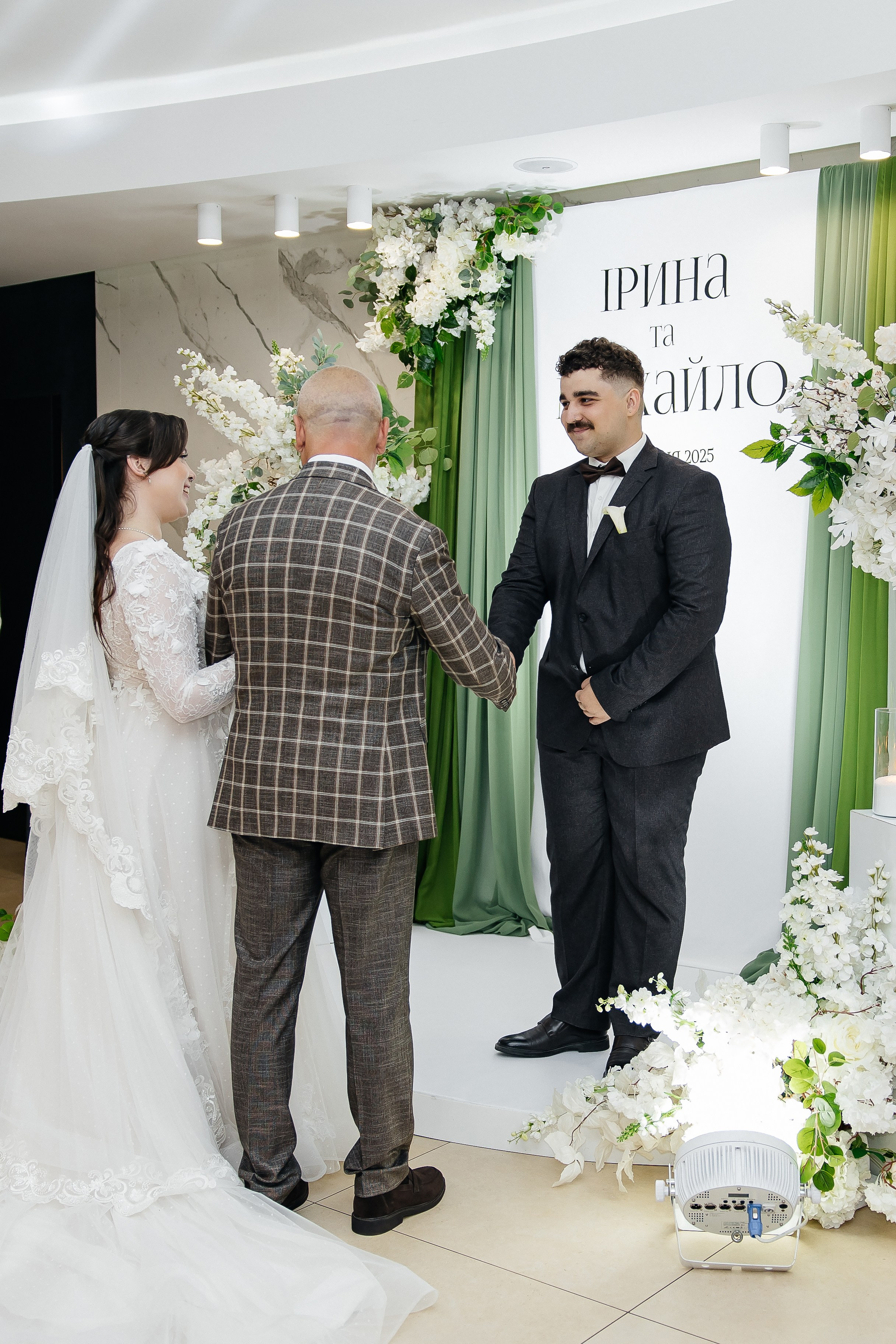 Mykhailo and Iryna. Весільний фотограф Любов Шарко Черкаси