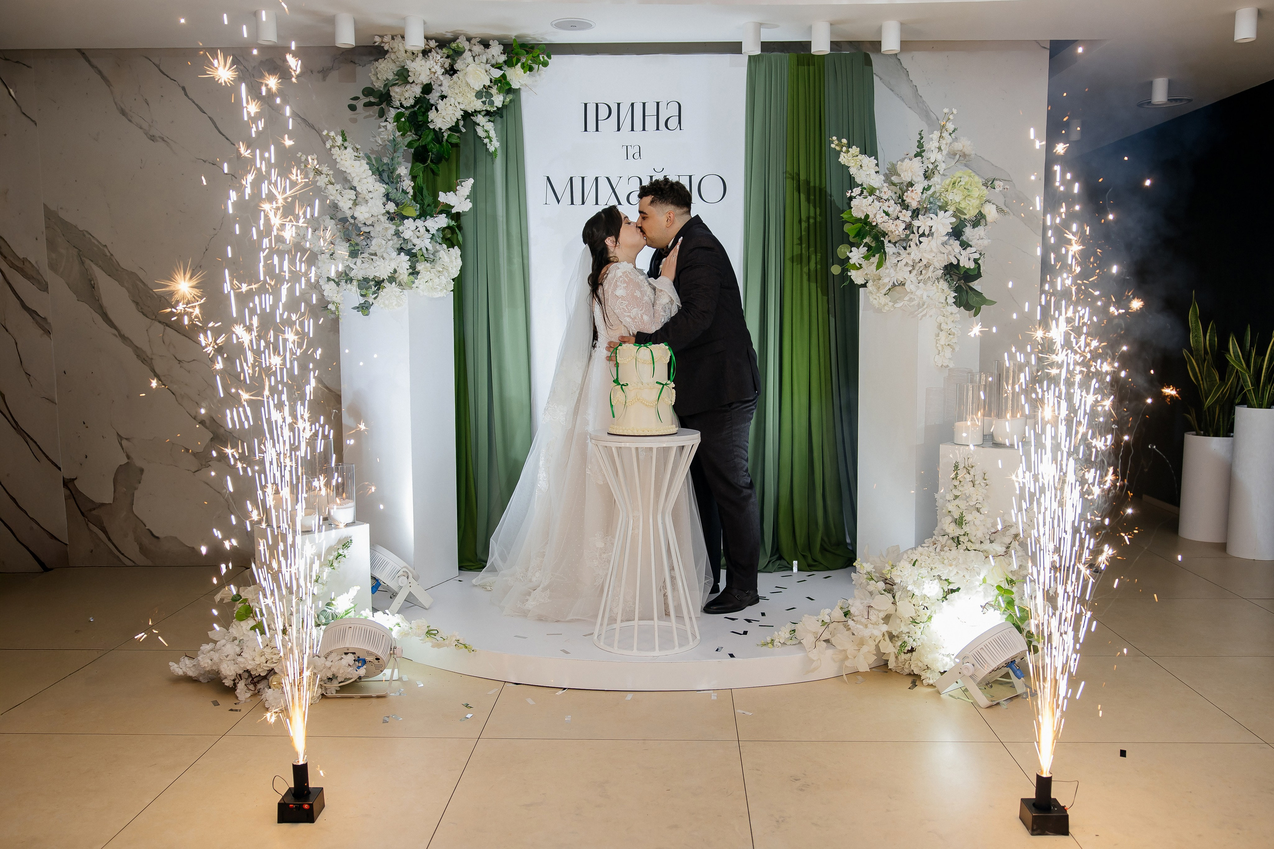 Mykhailo and Iryna. Весільний фотограф Любов Шарко Черкаси