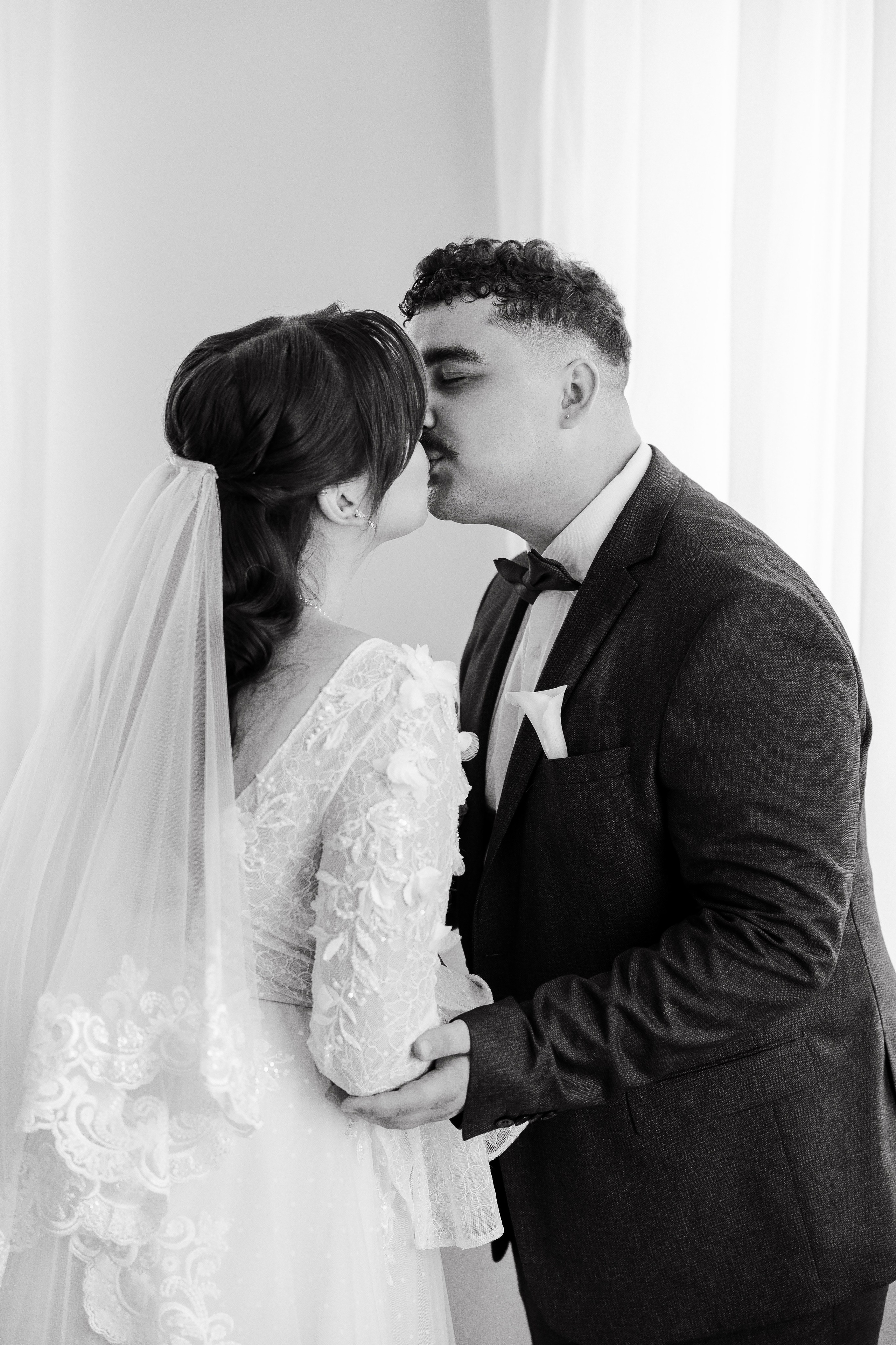 Mykhailo and Iryna. Весільний фотограф Любов Шарко Черкаси