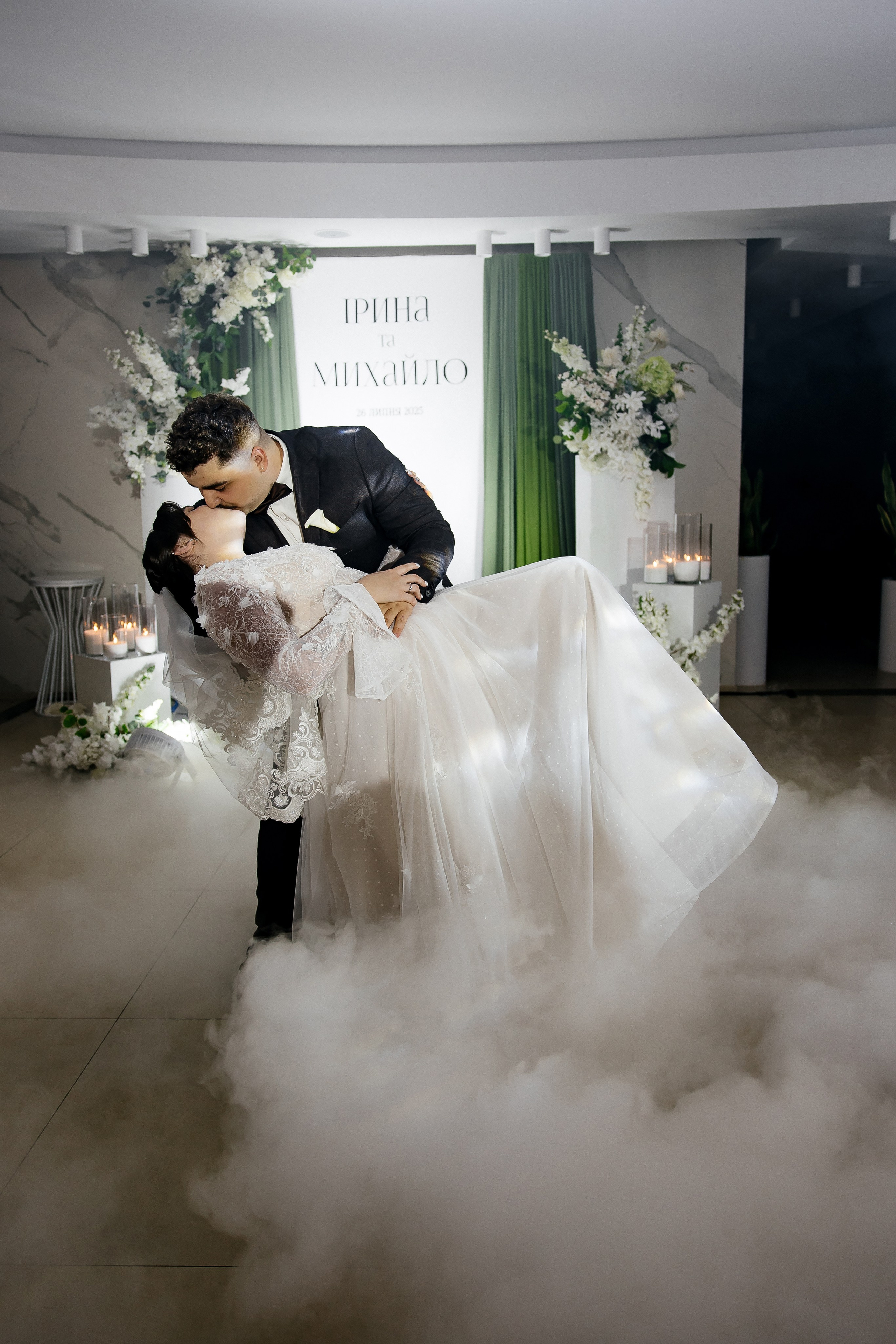 Mykhailo and Iryna. Весільний фотограф Любов Шарко Черкаси