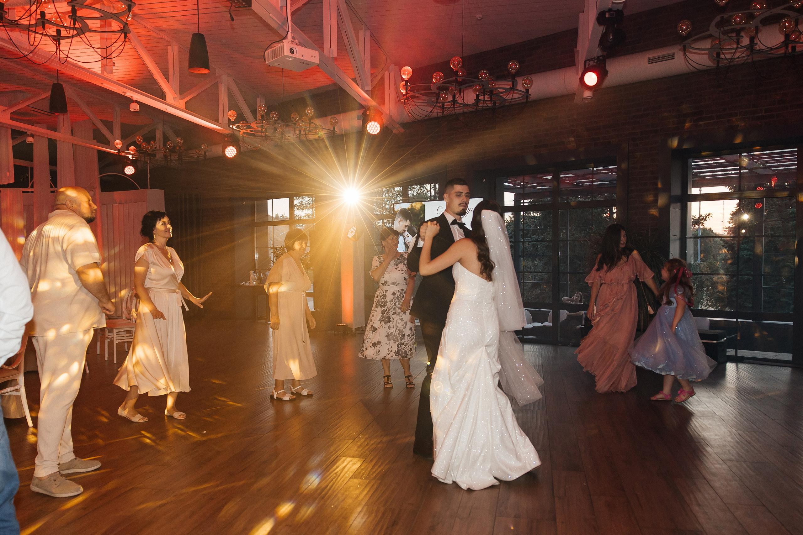 Oleksandr & Lilia. Весільний фотограф Любов Шарко Черкаси