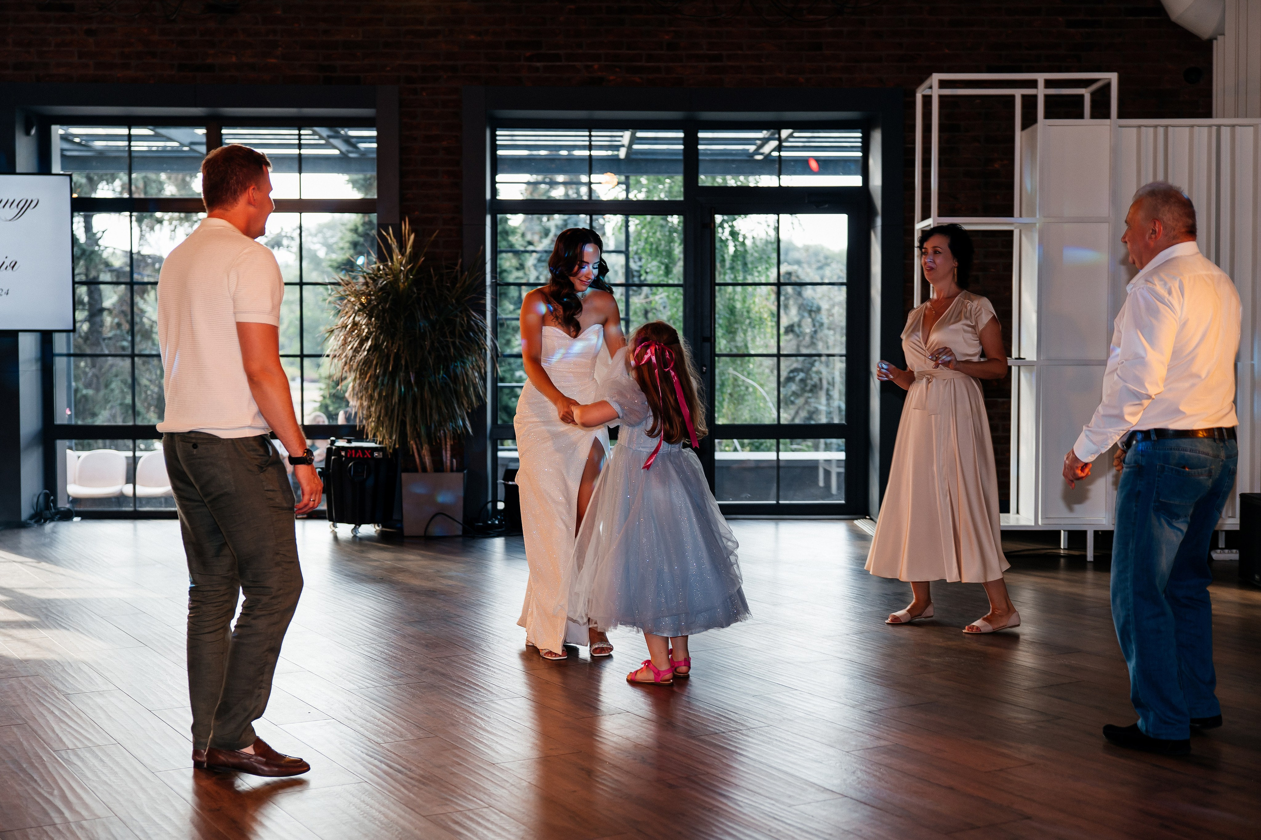 Oleksandr & Lilia. Весільний фотограф Любов Шарко Черкаси