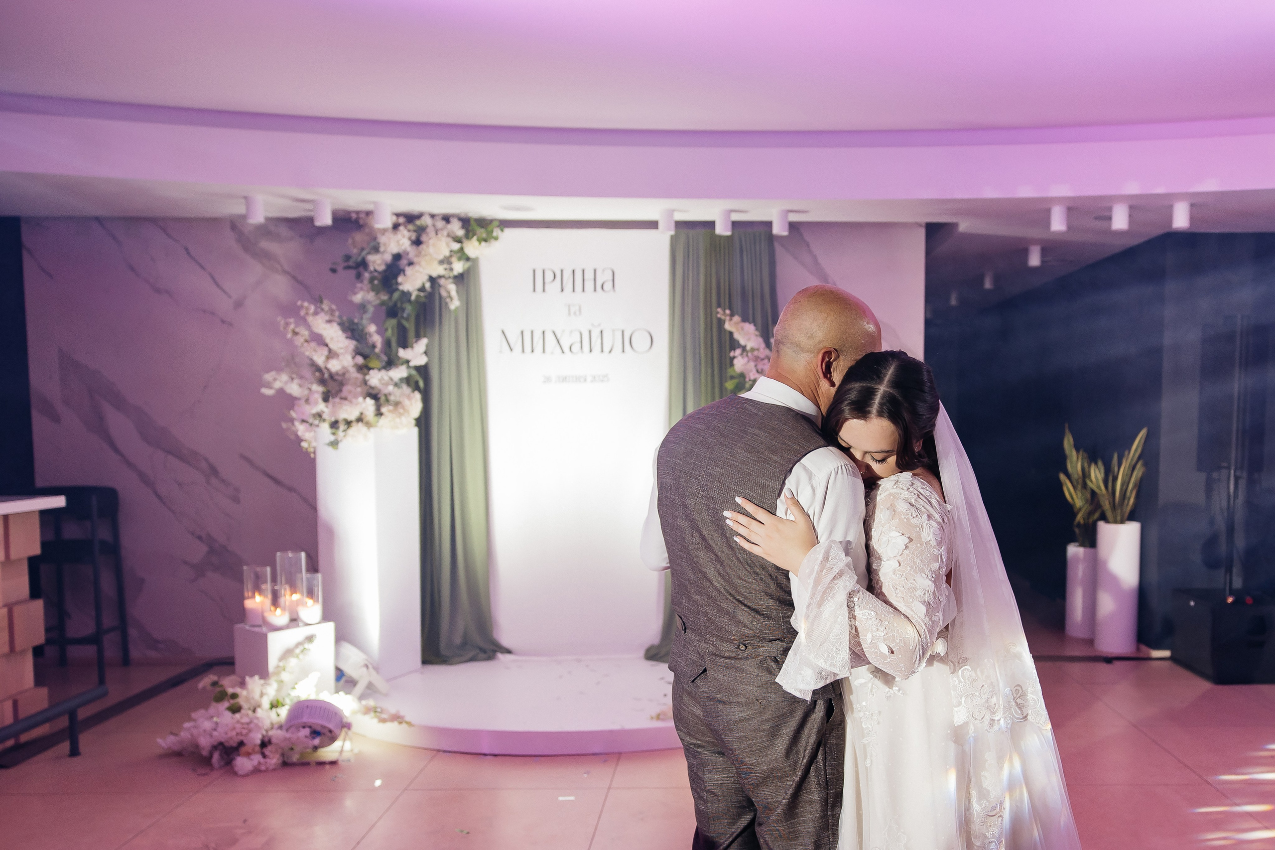 Mykhailo and Iryna. Весільний фотограф Любов Шарко Черкаси