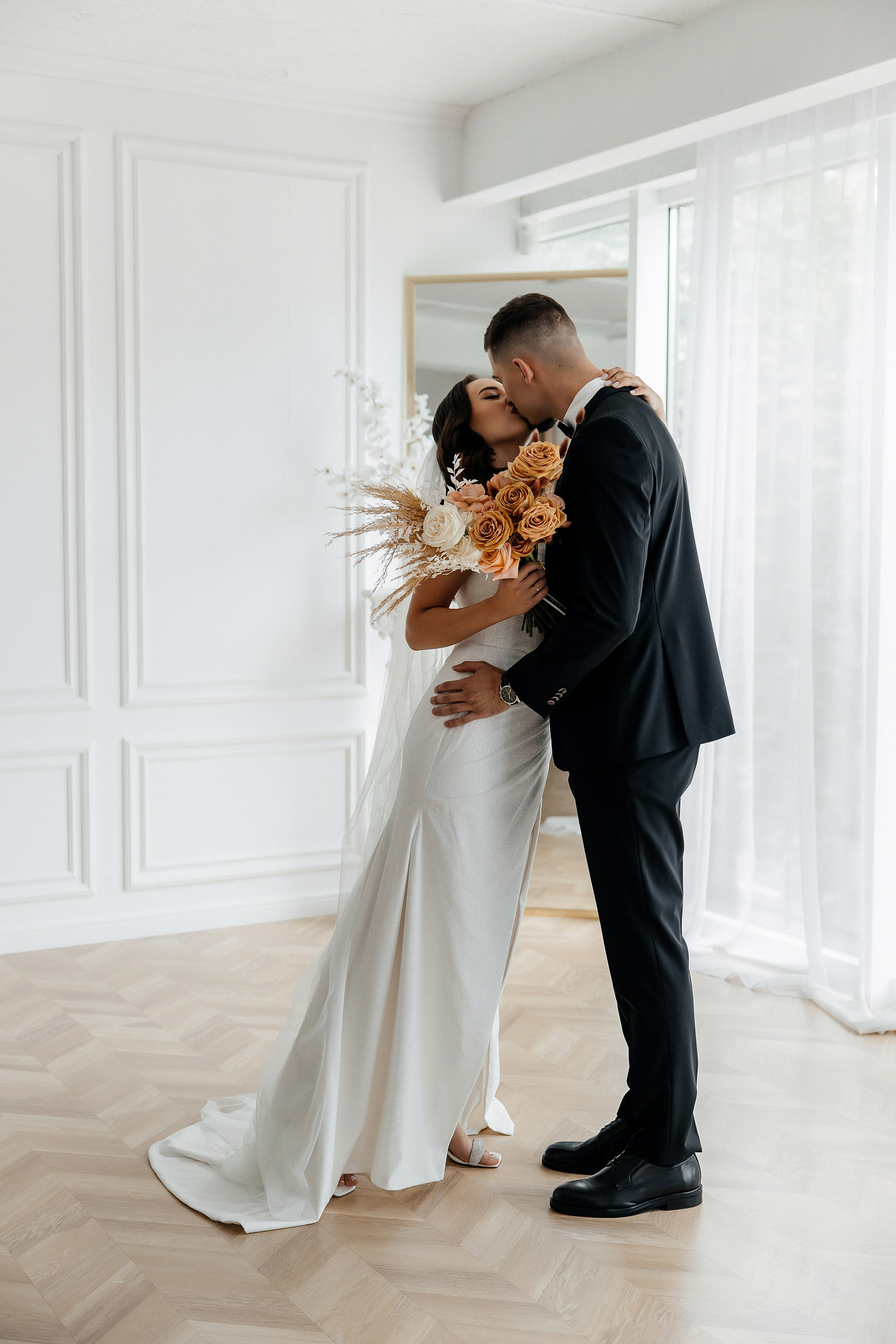 Oleksandr & Lilia. Весільний фотограф Любов Шарко Черкаси