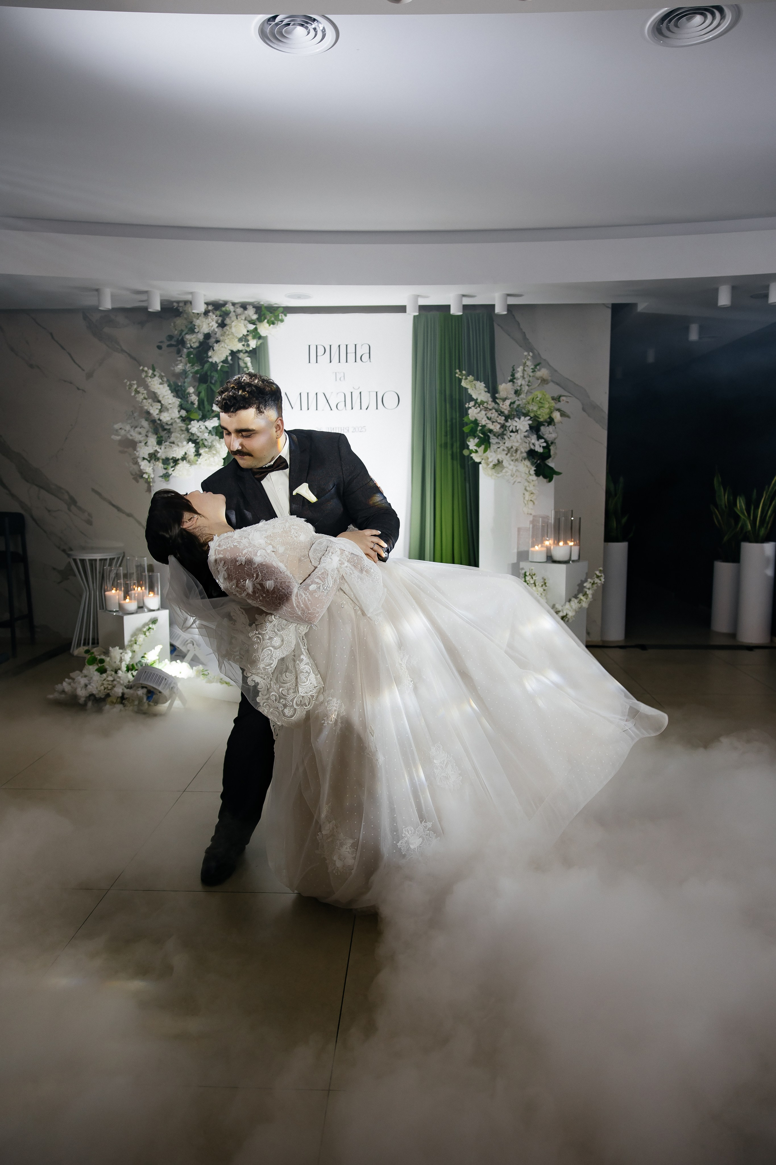 Mykhailo and Iryna. Весільний фотограф Любов Шарко Черкаси