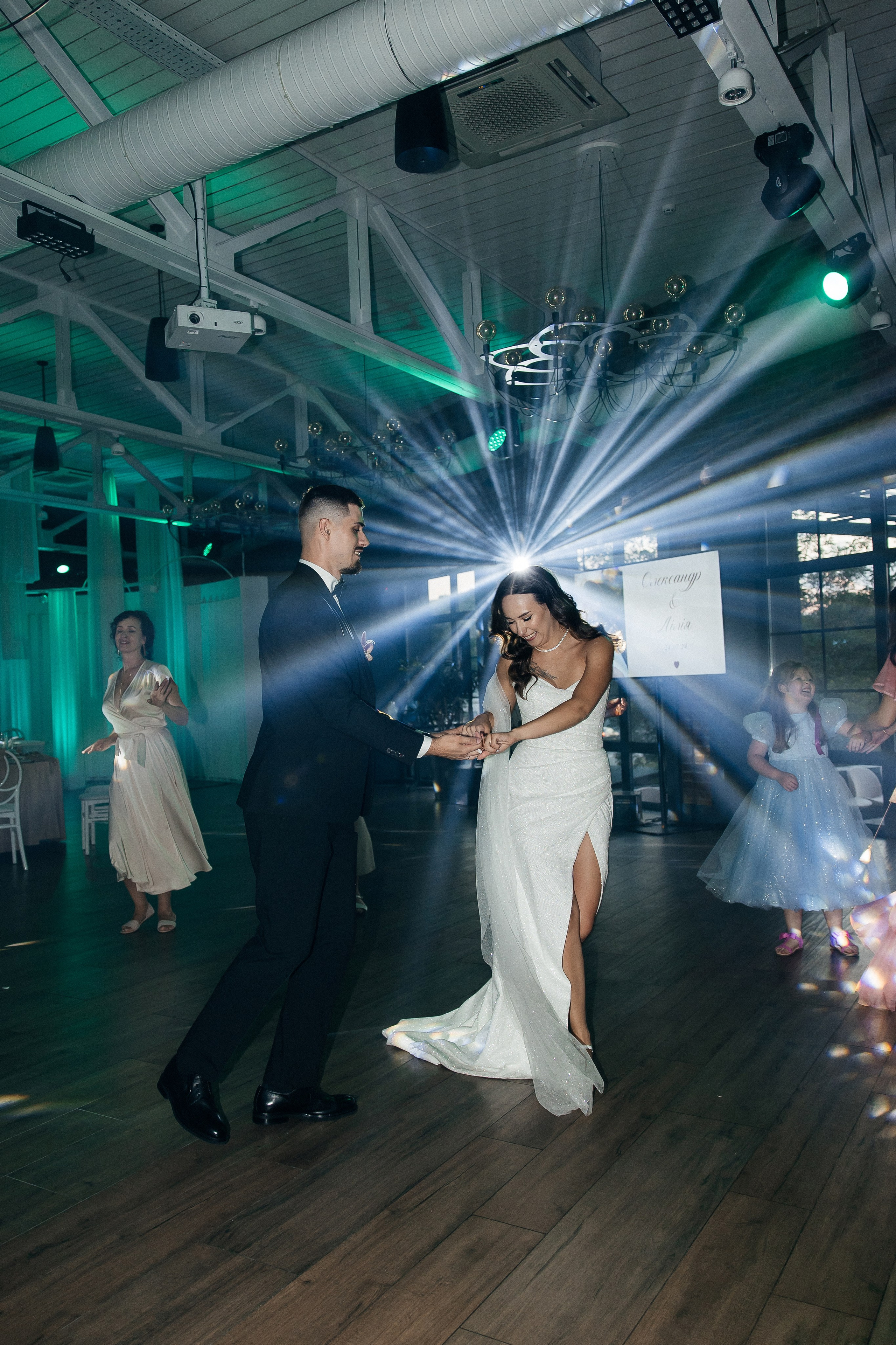 Oleksandr & Lilia. Весільний фотограф Любов Шарко Черкаси