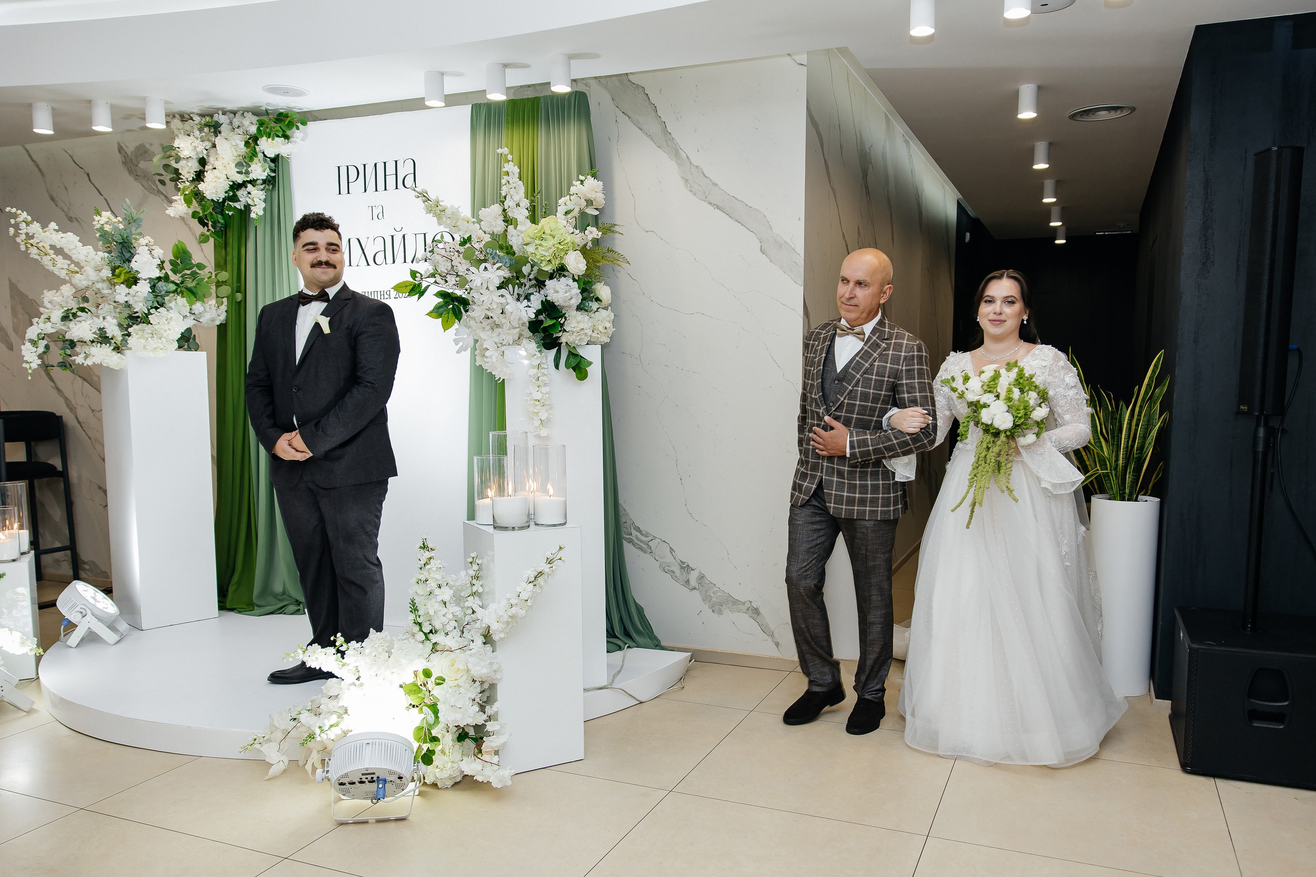 Mykhailo and Iryna. Весільний фотограф Любов Шарко Черкаси