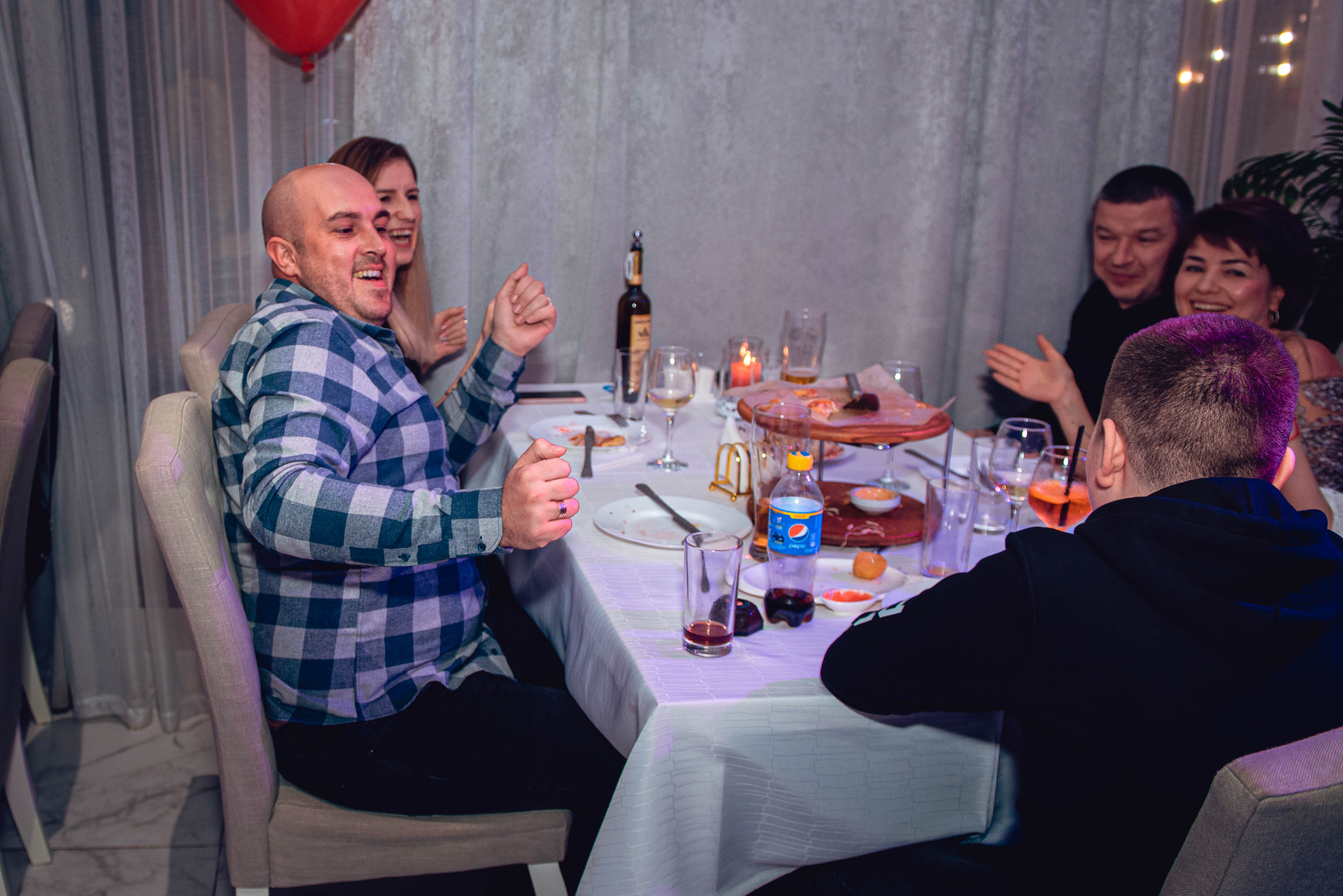 Garage Valentine's Day. Свадебный и семейный фотограф Сергей Паровик