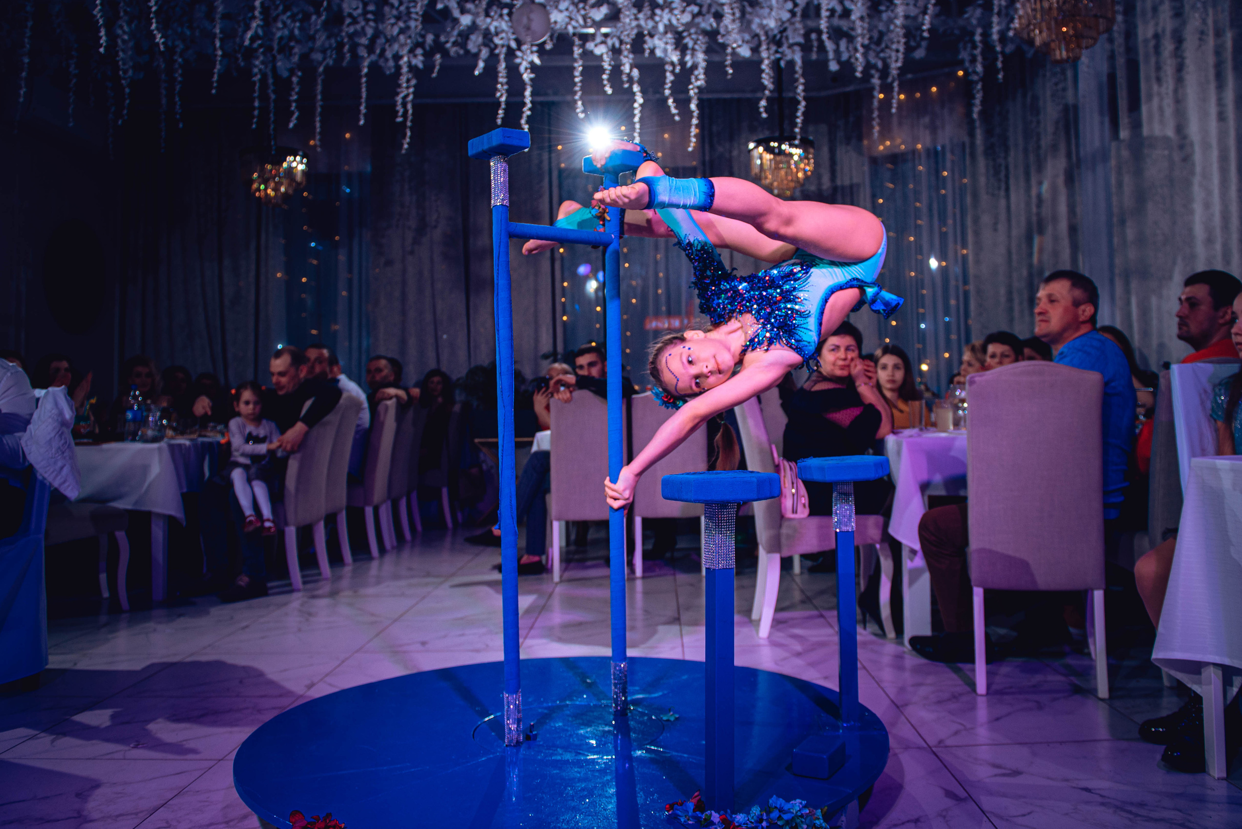 March 8. Women’s Day. Garage. (копия). Свадебный и семейный фотограф Сергей Паровик