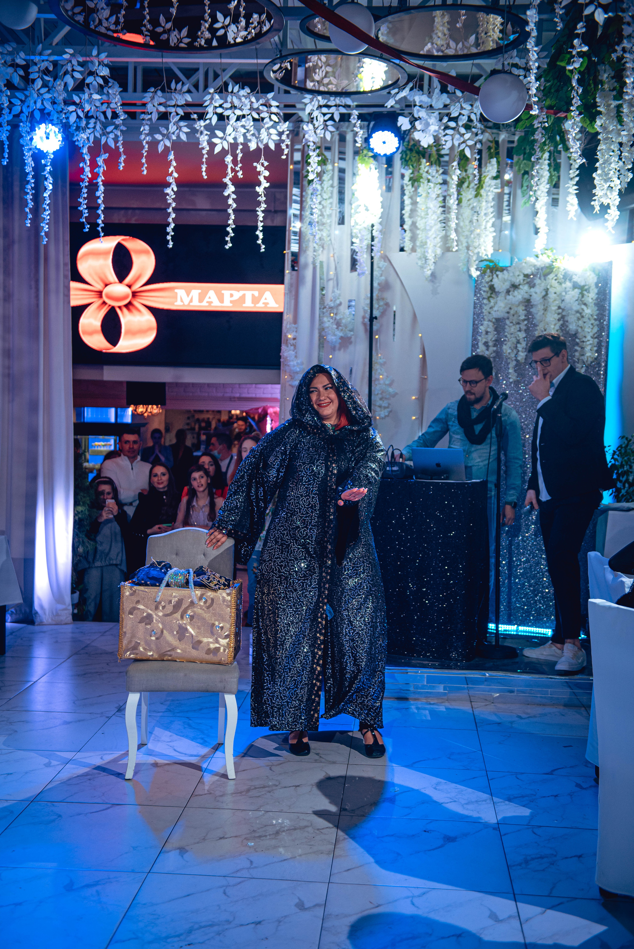 March 8. Women’s Day. Garage. (копия). Свадебный и семейный фотограф Сергей Паровик
