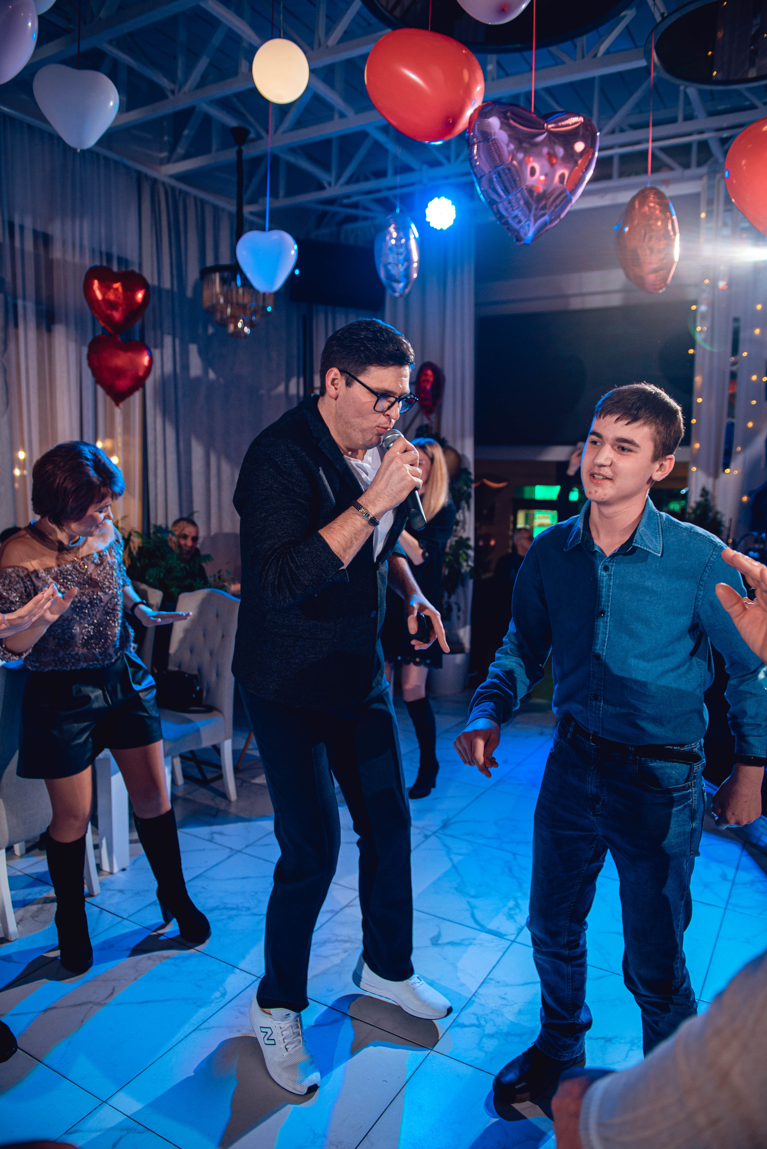 Garage Valentine's Day. Свадебный и семейный фотограф Сергей Паровик