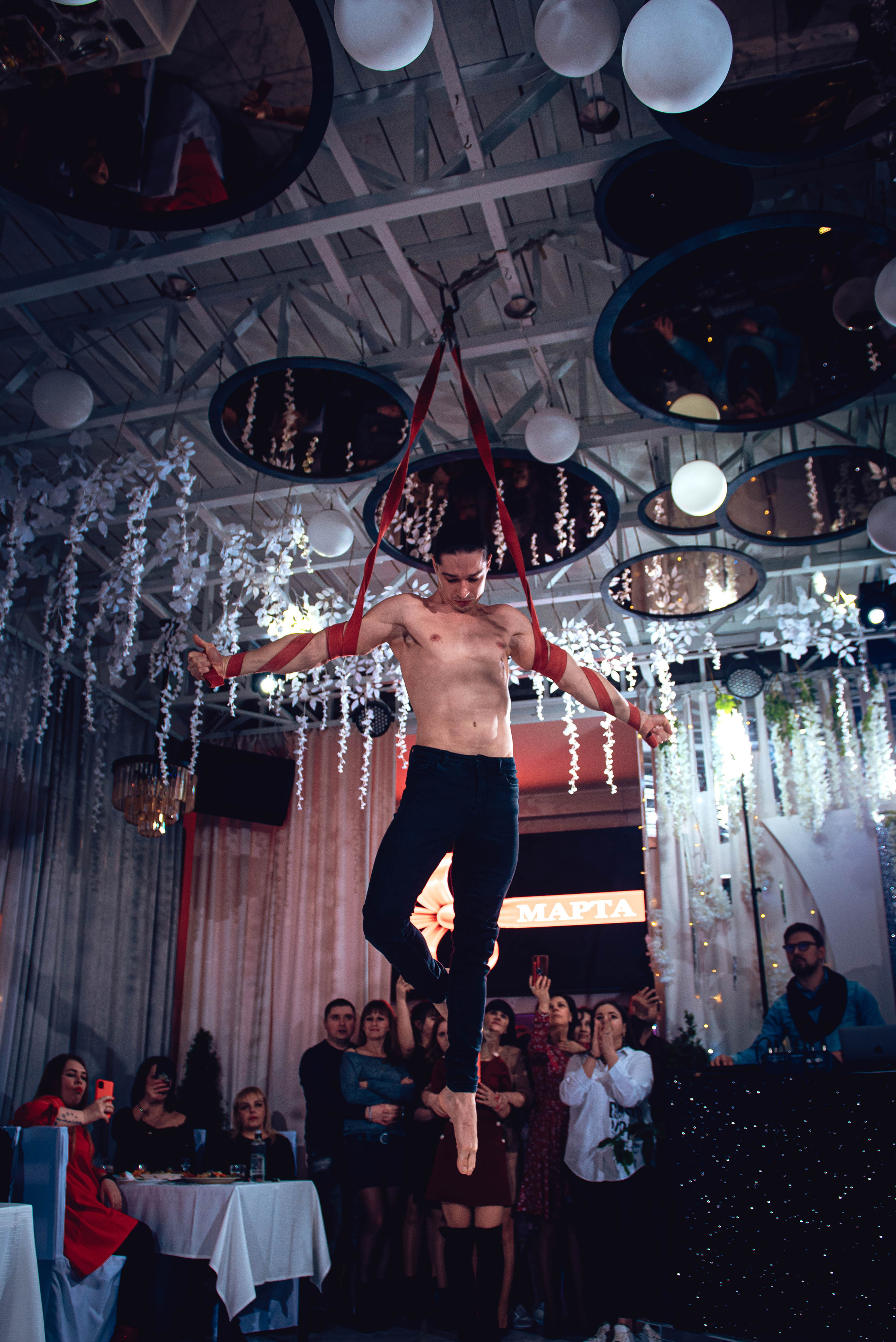 March 8. Women’s Day. Garage. (копия). Свадебный и семейный фотограф Сергей Паровик