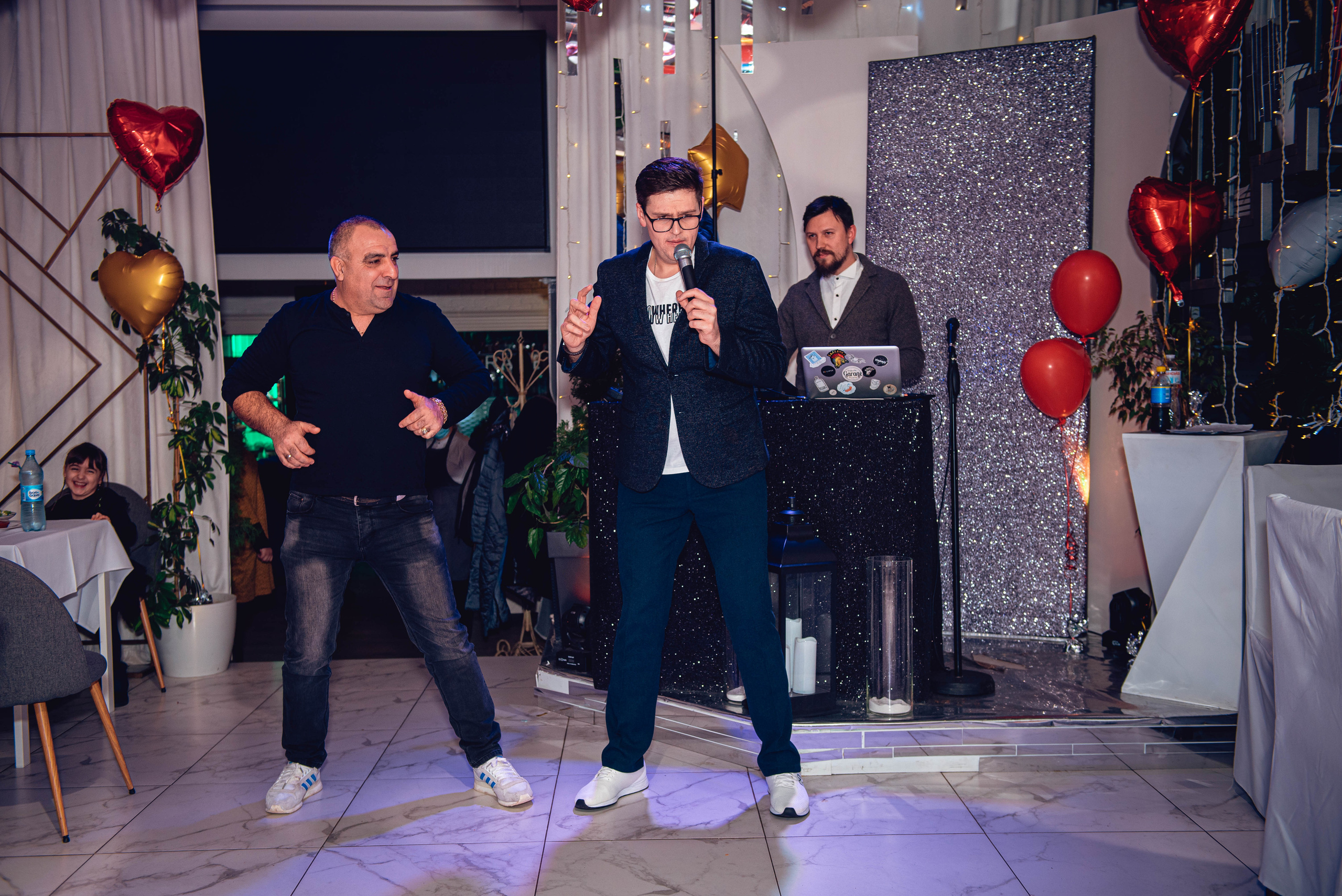 Garage Valentine's Day. Свадебный и семейный фотограф Сергей Паровик