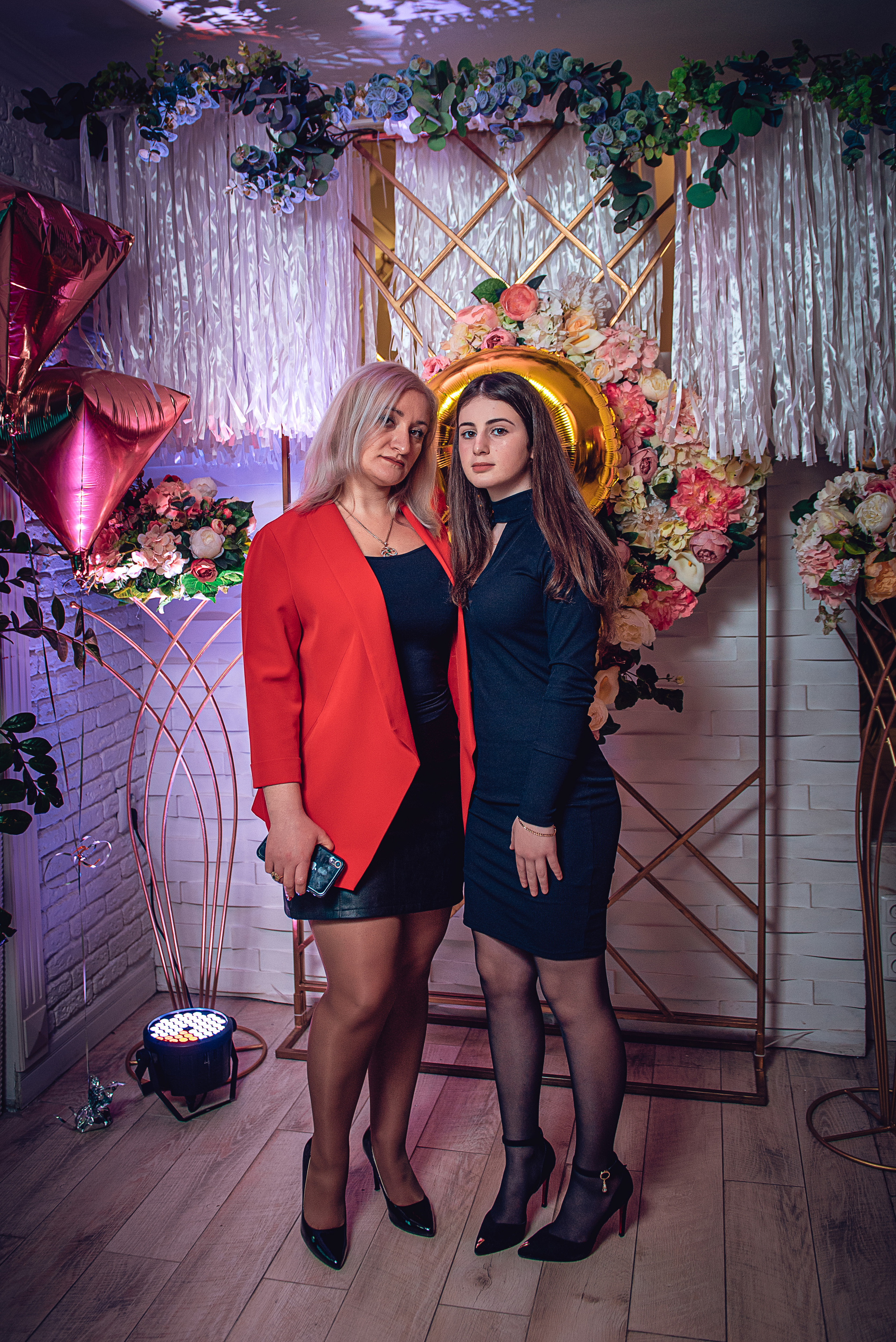 March 8. Women’s Day. Garage. (копия). Свадебный и семейный фотограф Сергей Паровик