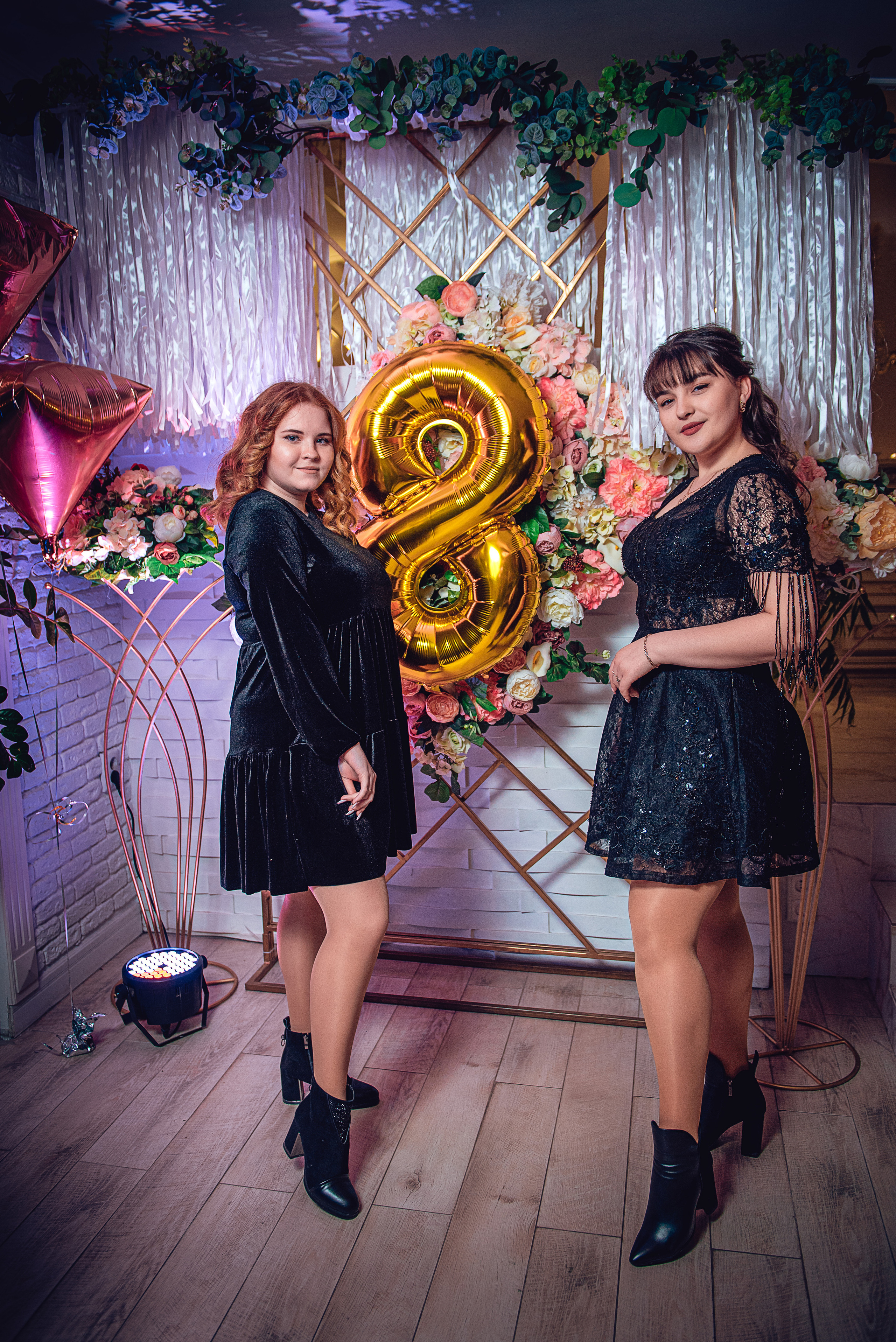 March 8. Women’s Day. Garage. (копия). Свадебный и семейный фотограф Сергей Паровик