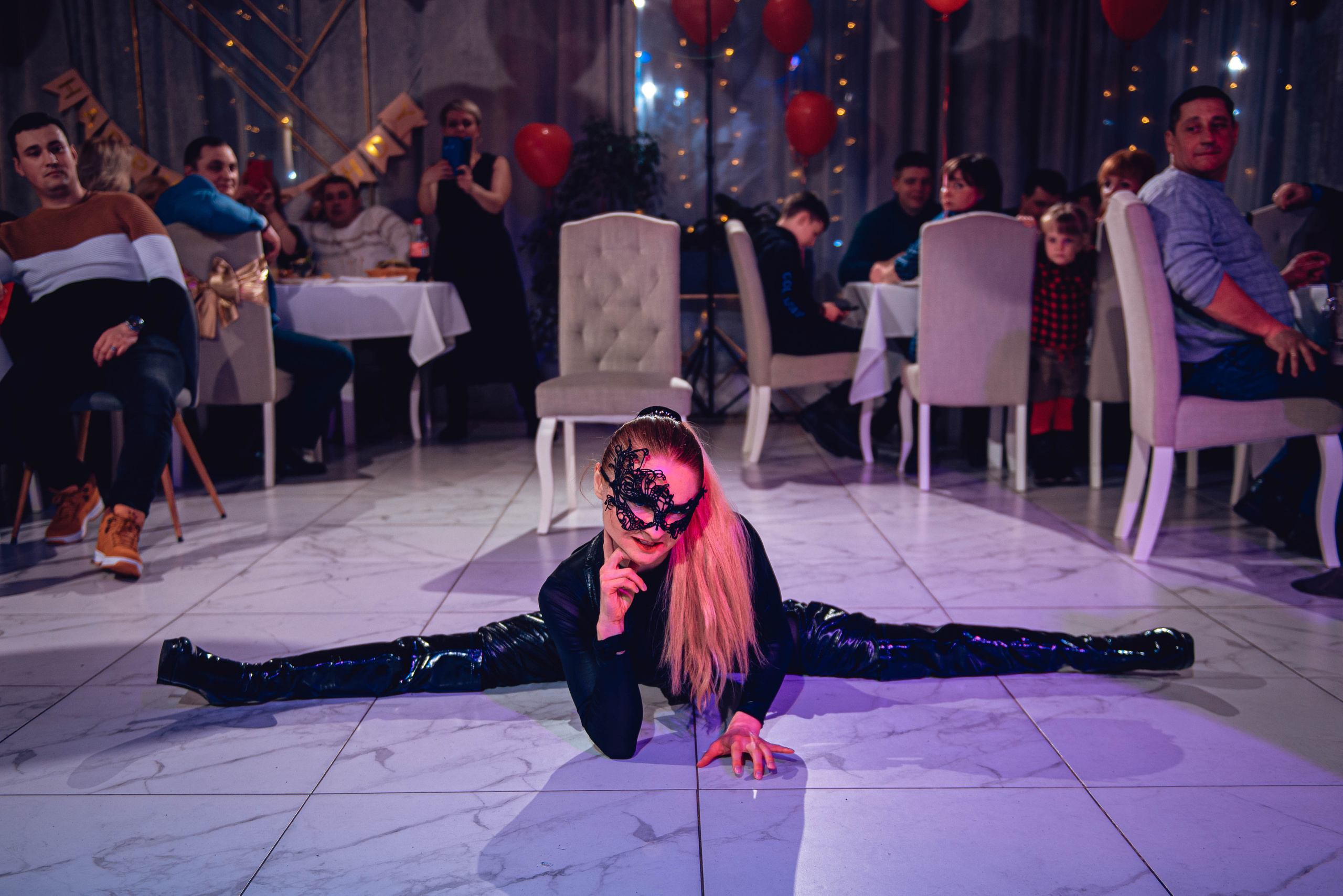 Garage Valentine's Day. Свадебный и семейный фотограф Сергей Паровик