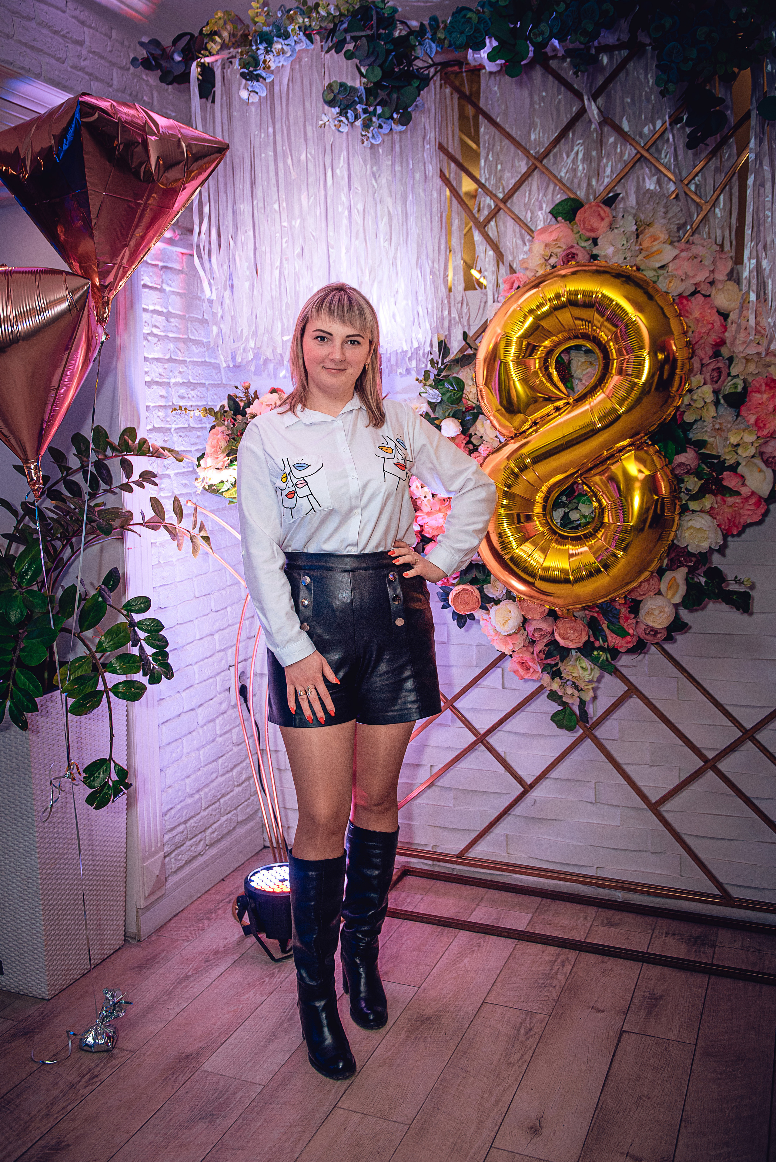 March 8. Women’s Day. Garage. (копия). Свадебный и семейный фотограф Сергей Паровик