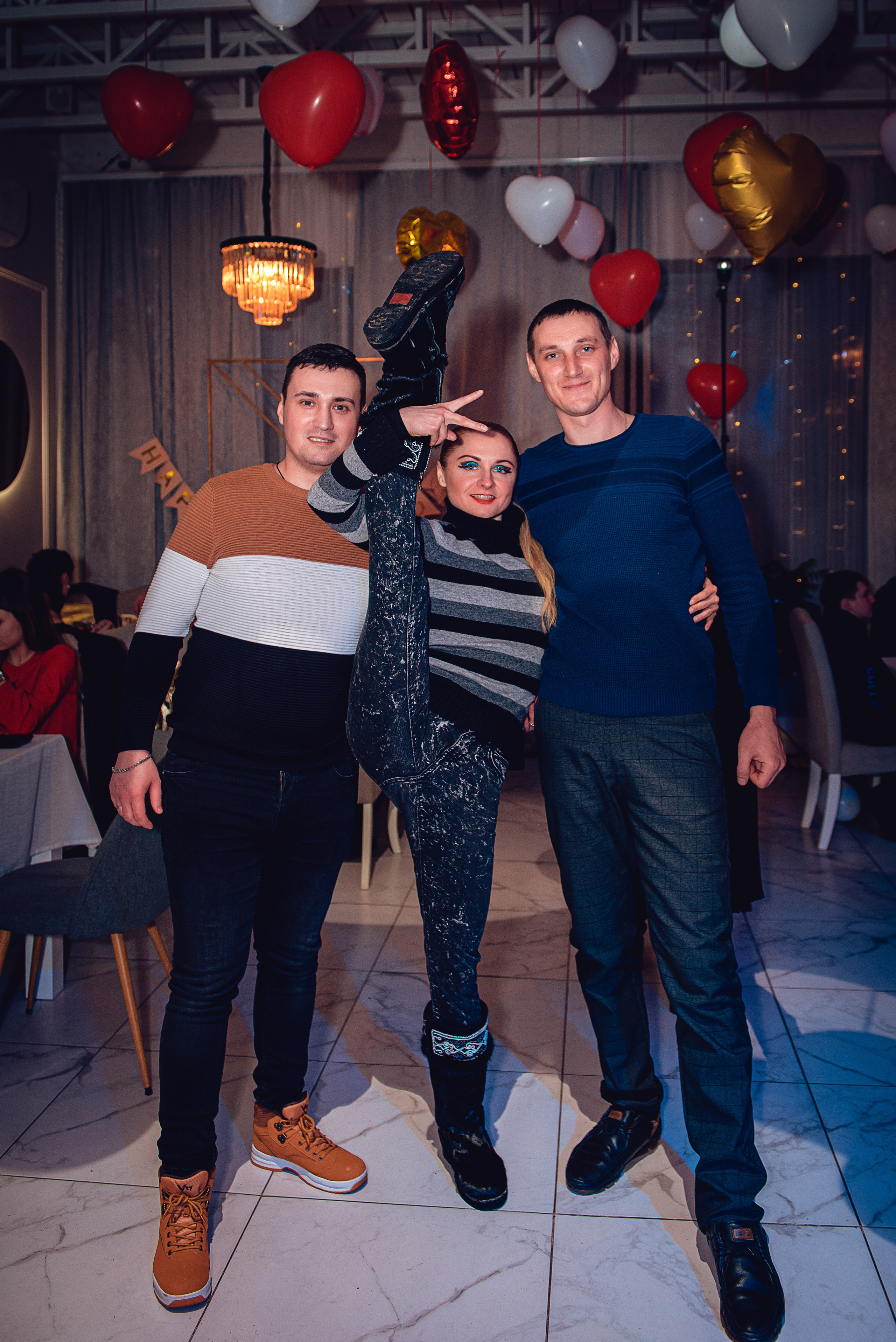 Garage Valentine's Day. Свадебный и семейный фотограф Сергей Паровик