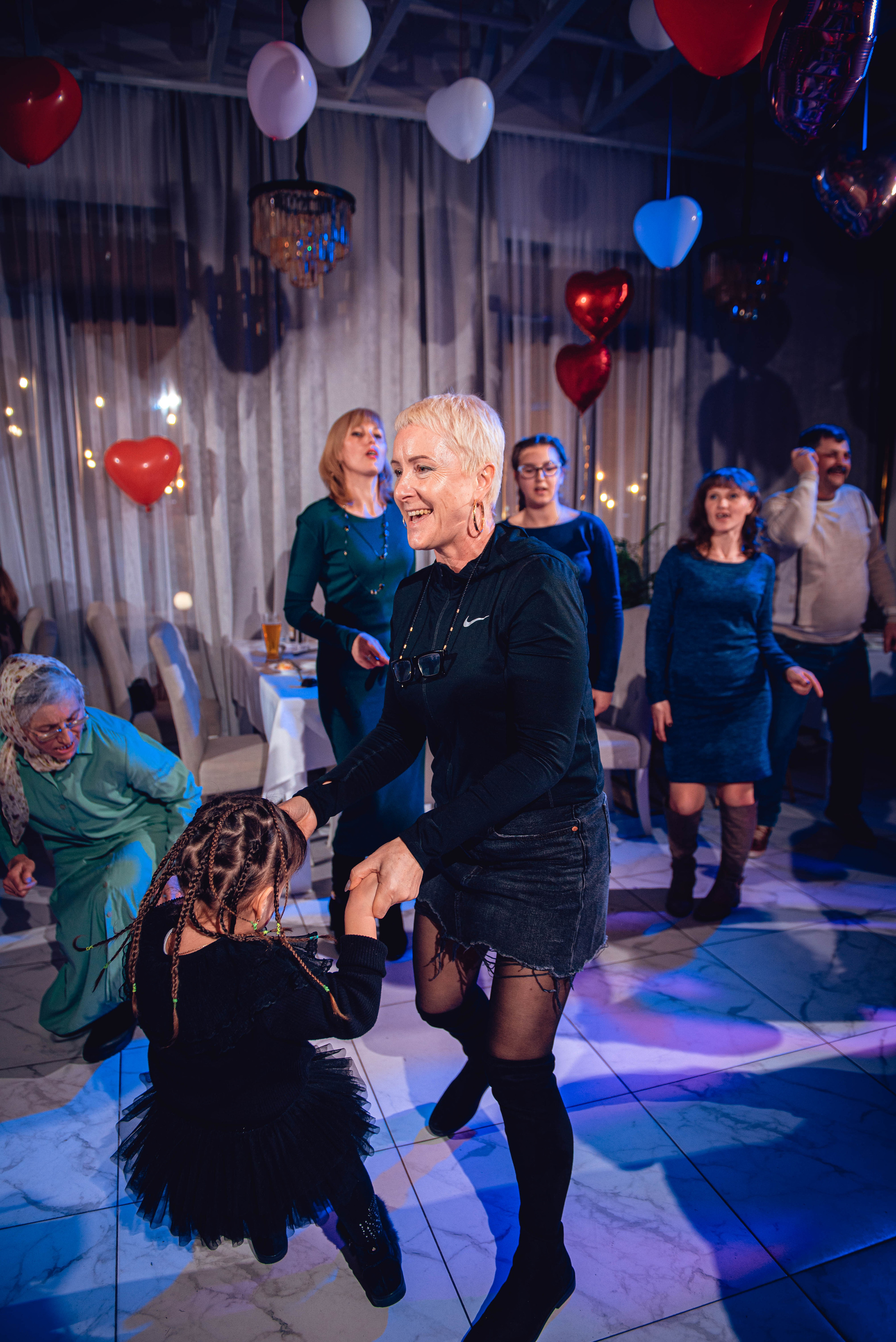 Garage Valentine's Day. Свадебный и семейный фотограф Сергей Паровик