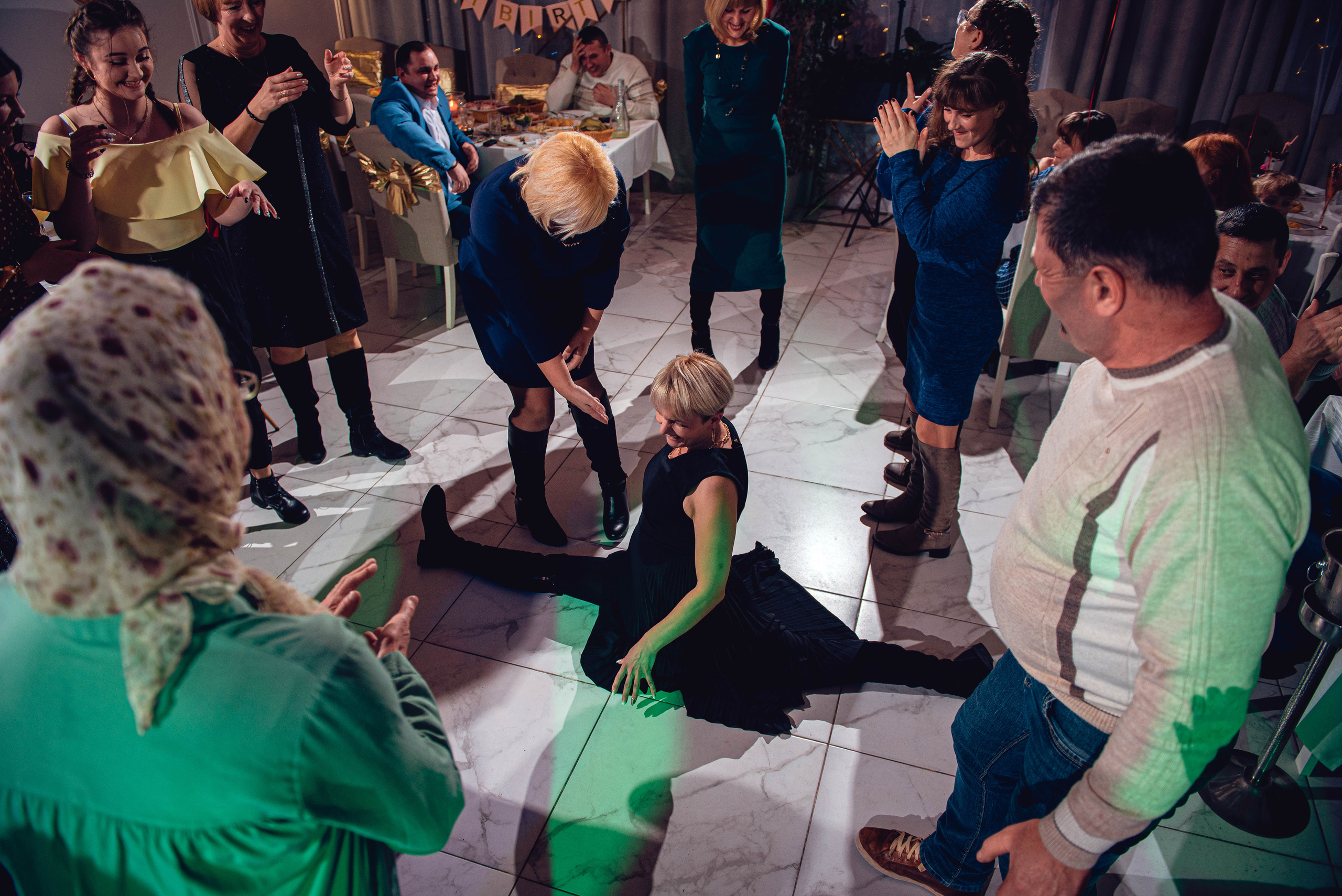 Garage Valentine's Day. Свадебный и семейный фотограф Сергей Паровик