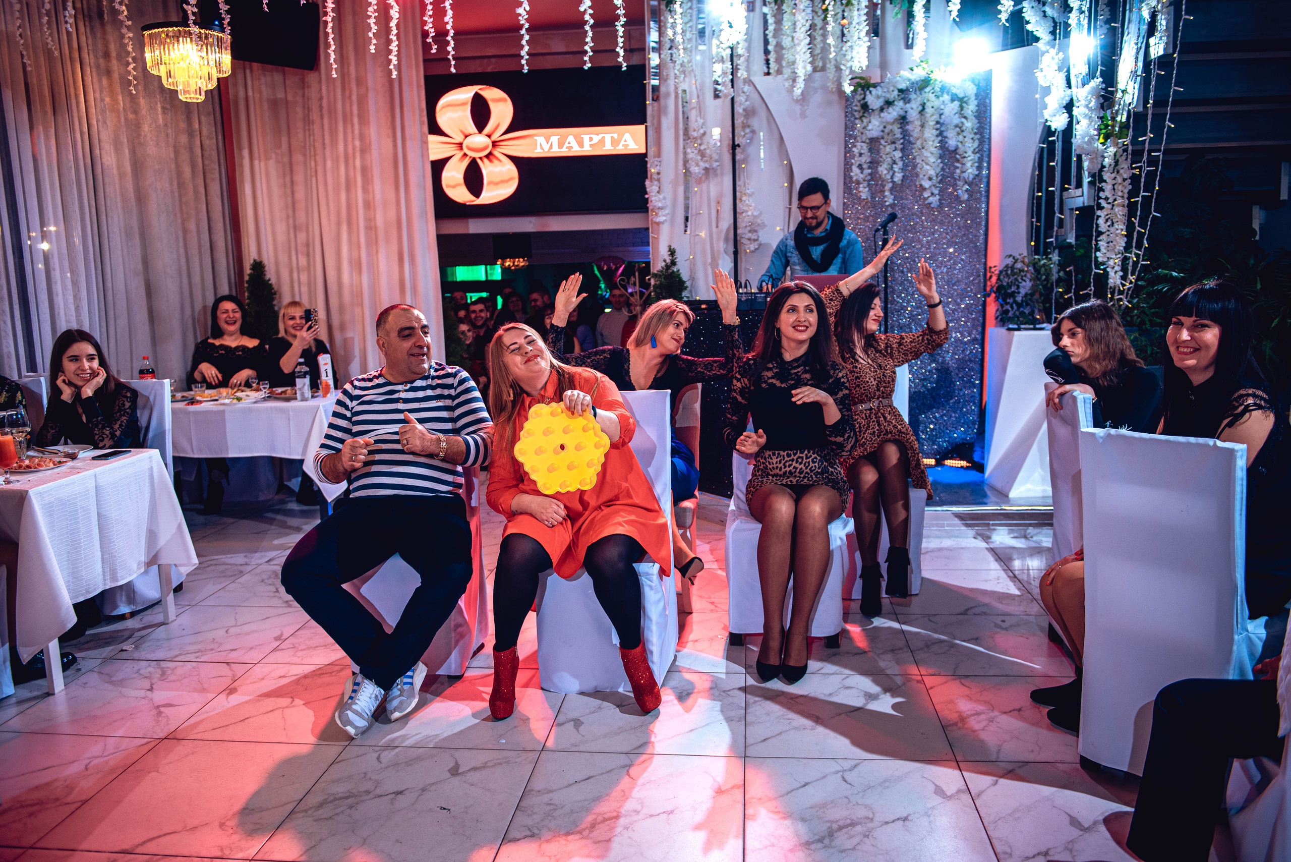 March 8. Women’s Day. Garage. (копия). Свадебный и семейный фотограф Сергей Паровик