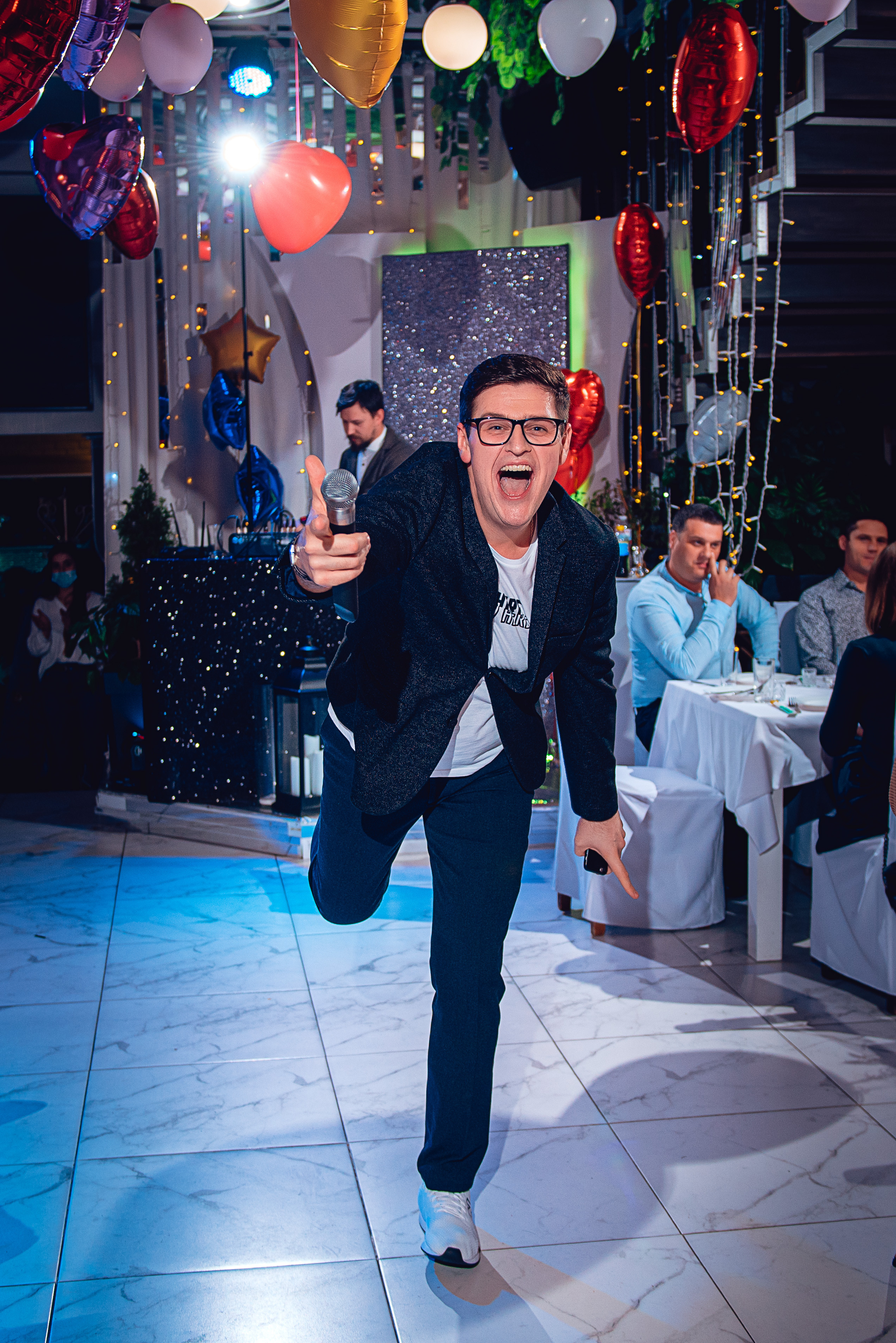 Garage Valentine's Day. Свадебный и семейный фотограф Сергей Паровик