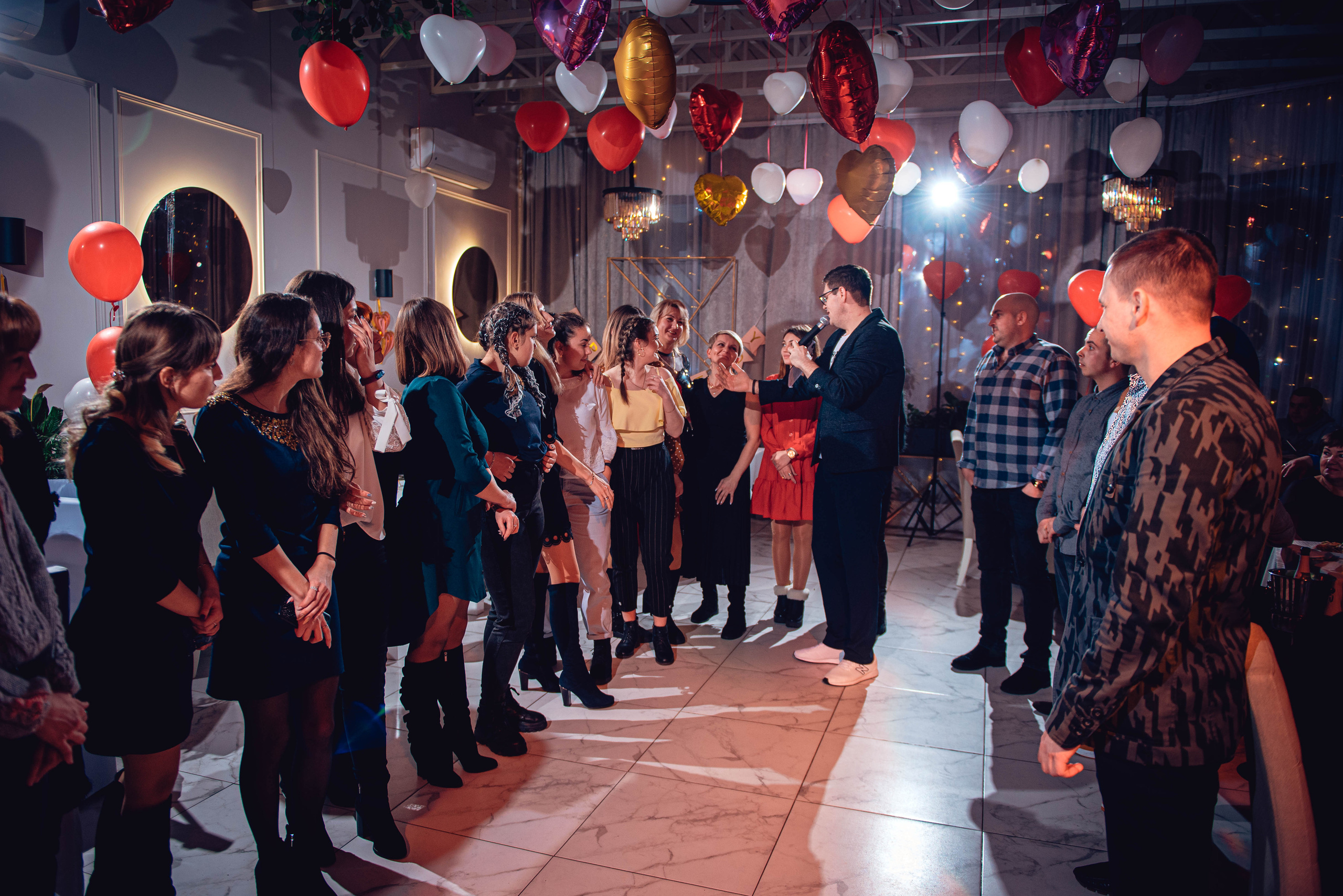 Garage Valentine's Day. Свадебный и семейный фотограф Сергей Паровик