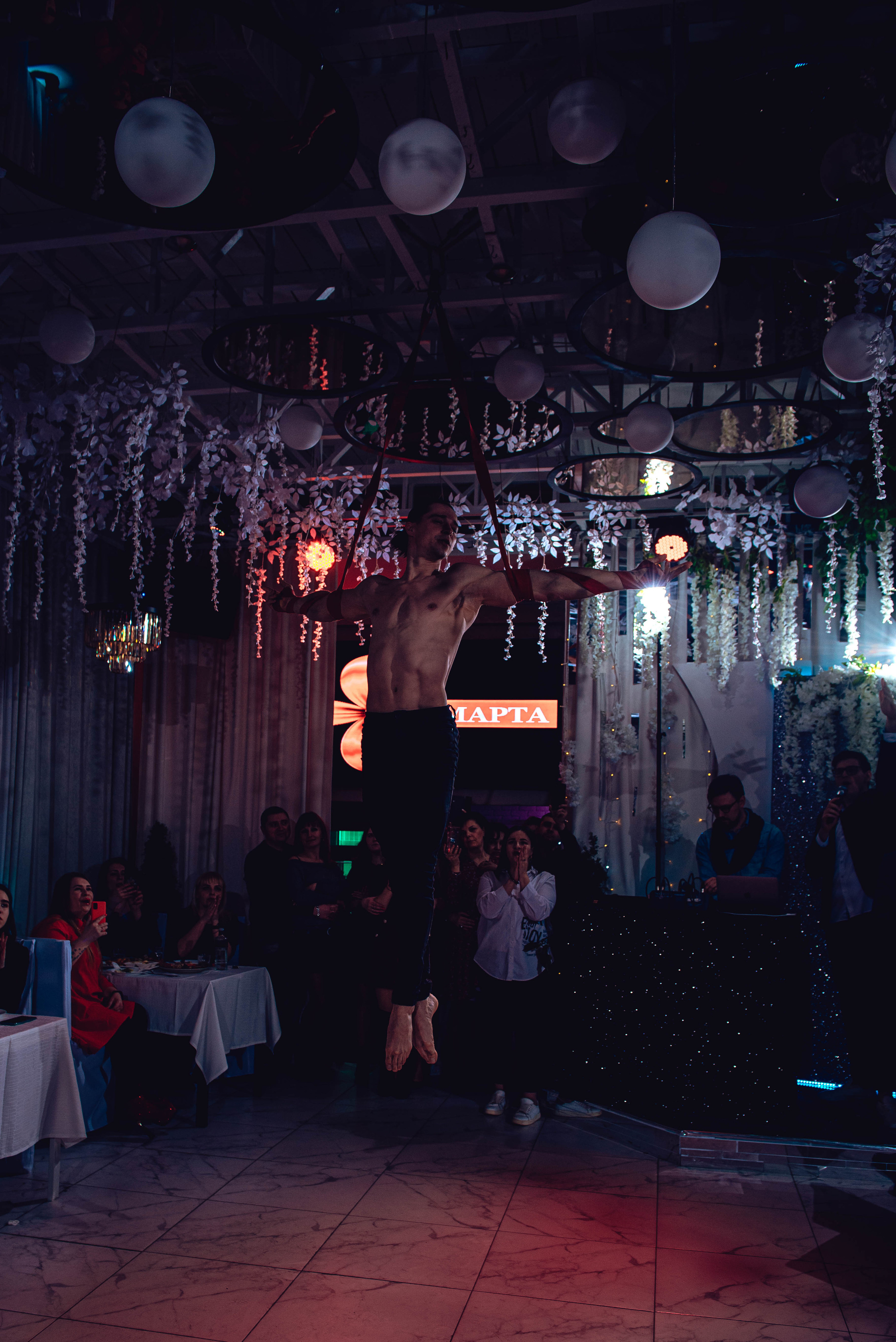 March 8. Women’s Day. Garage. (копия). Свадебный и семейный фотограф Сергей Паровик