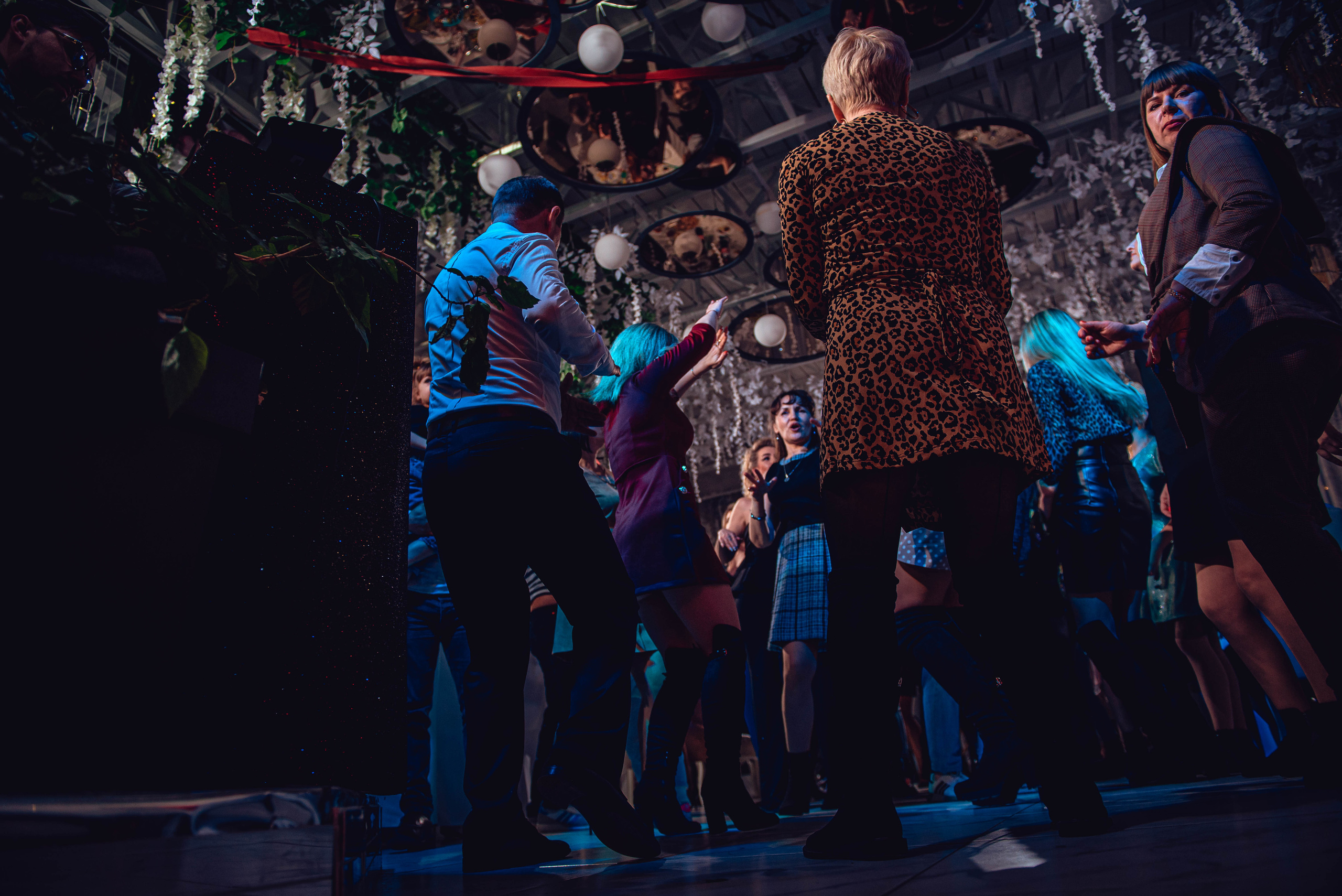 March 8. Women’s Day. Garage. (копия). Свадебный и семейный фотограф Сергей Паровик