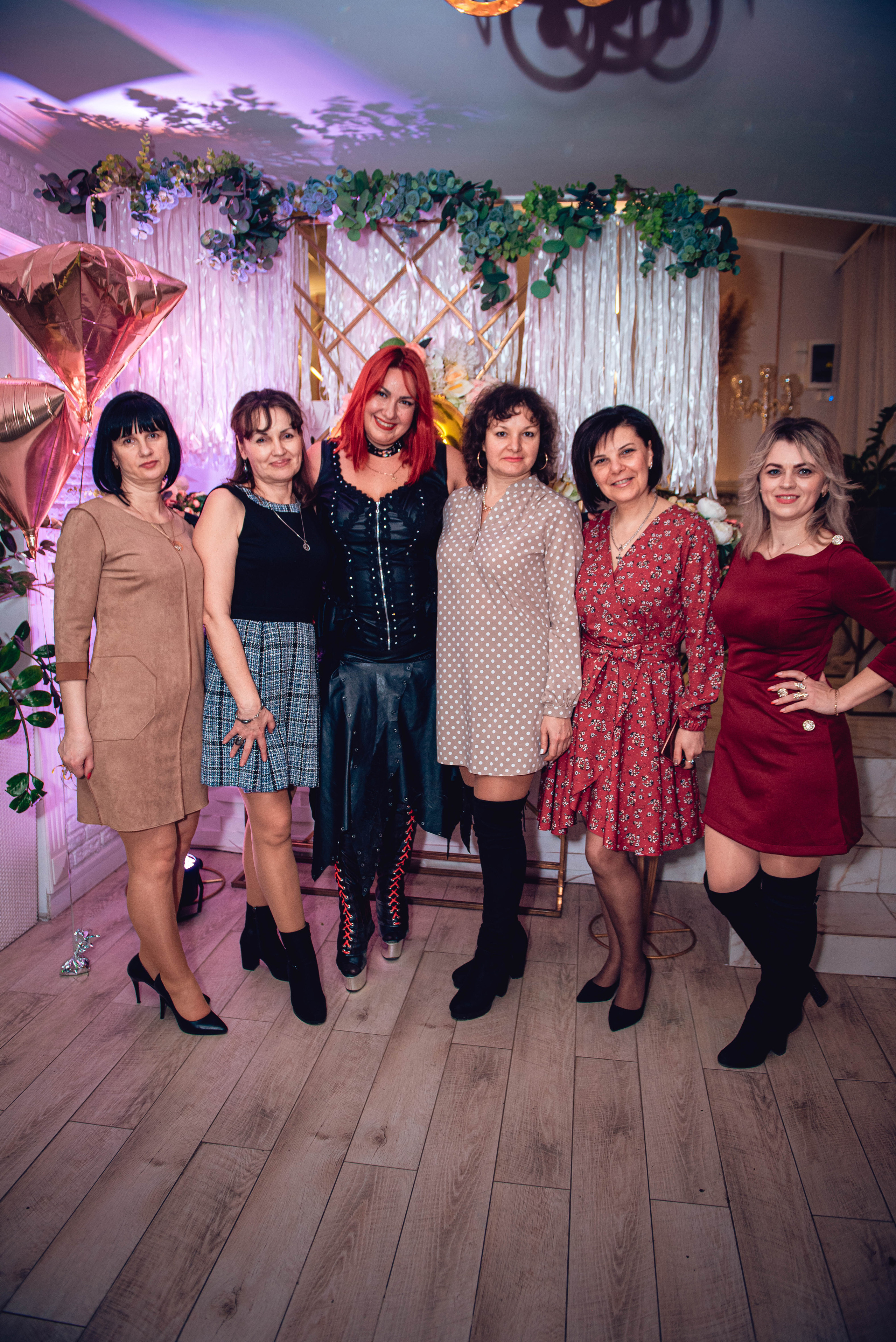 March 8. Women’s Day. Garage. (копия). Свадебный и семейный фотограф Сергей Паровик