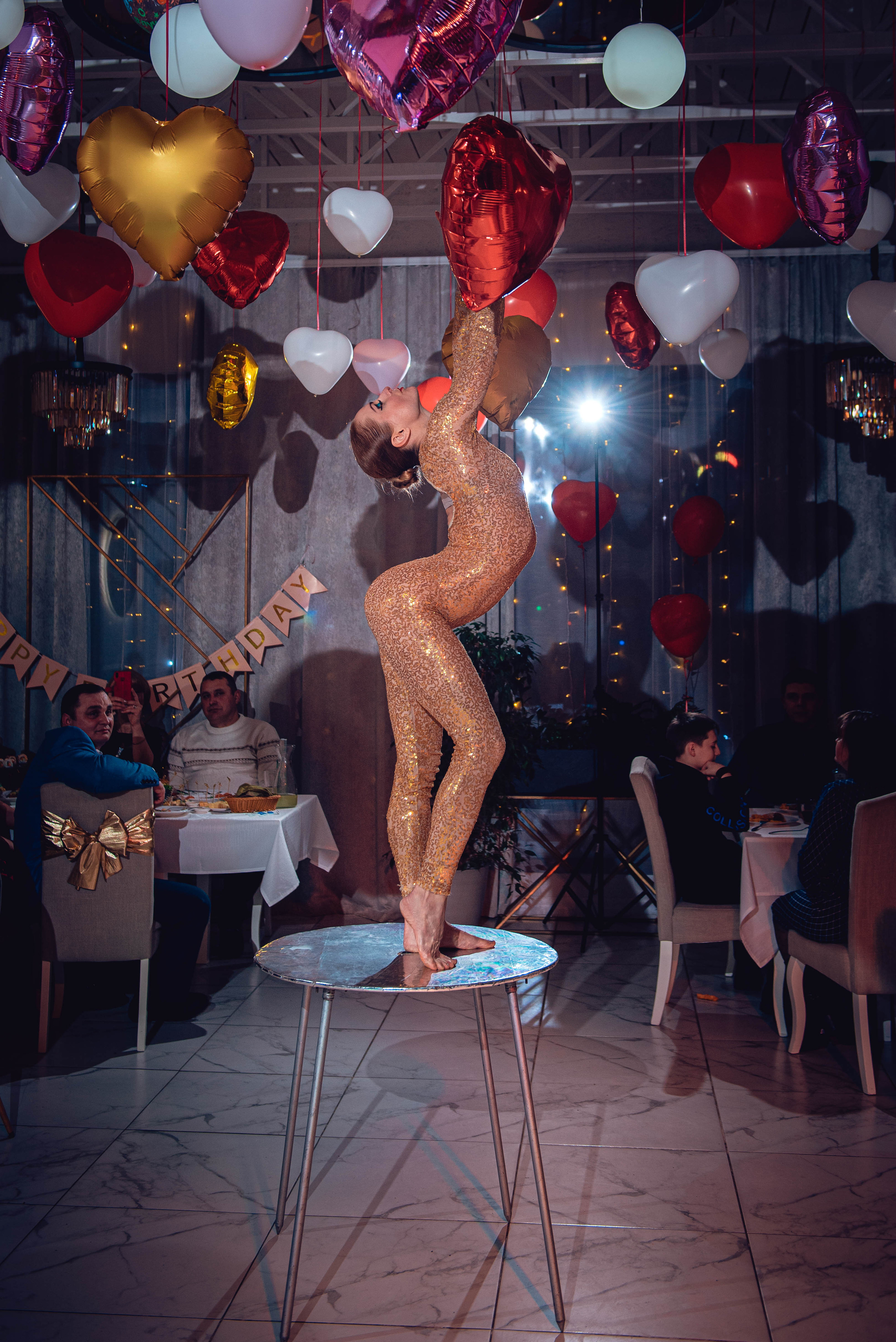 Garage Valentine's Day. Свадебный и семейный фотограф Сергей Паровик