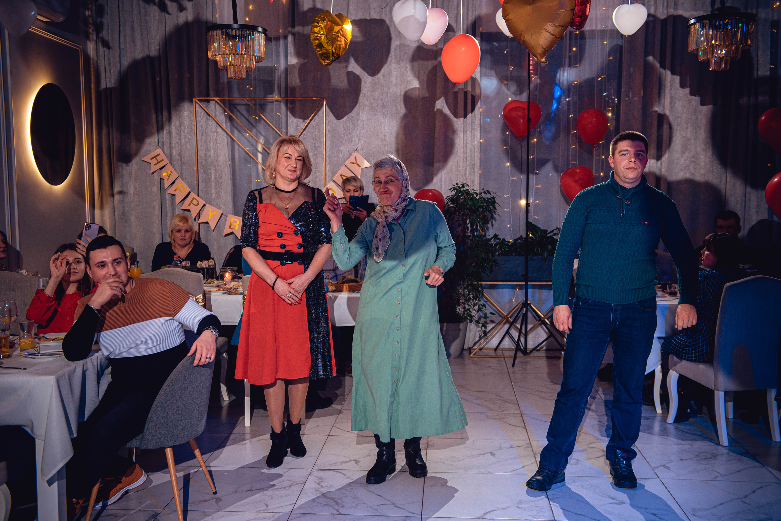 Garage Valentine's Day. Свадебный и семейный фотограф Сергей Паровик