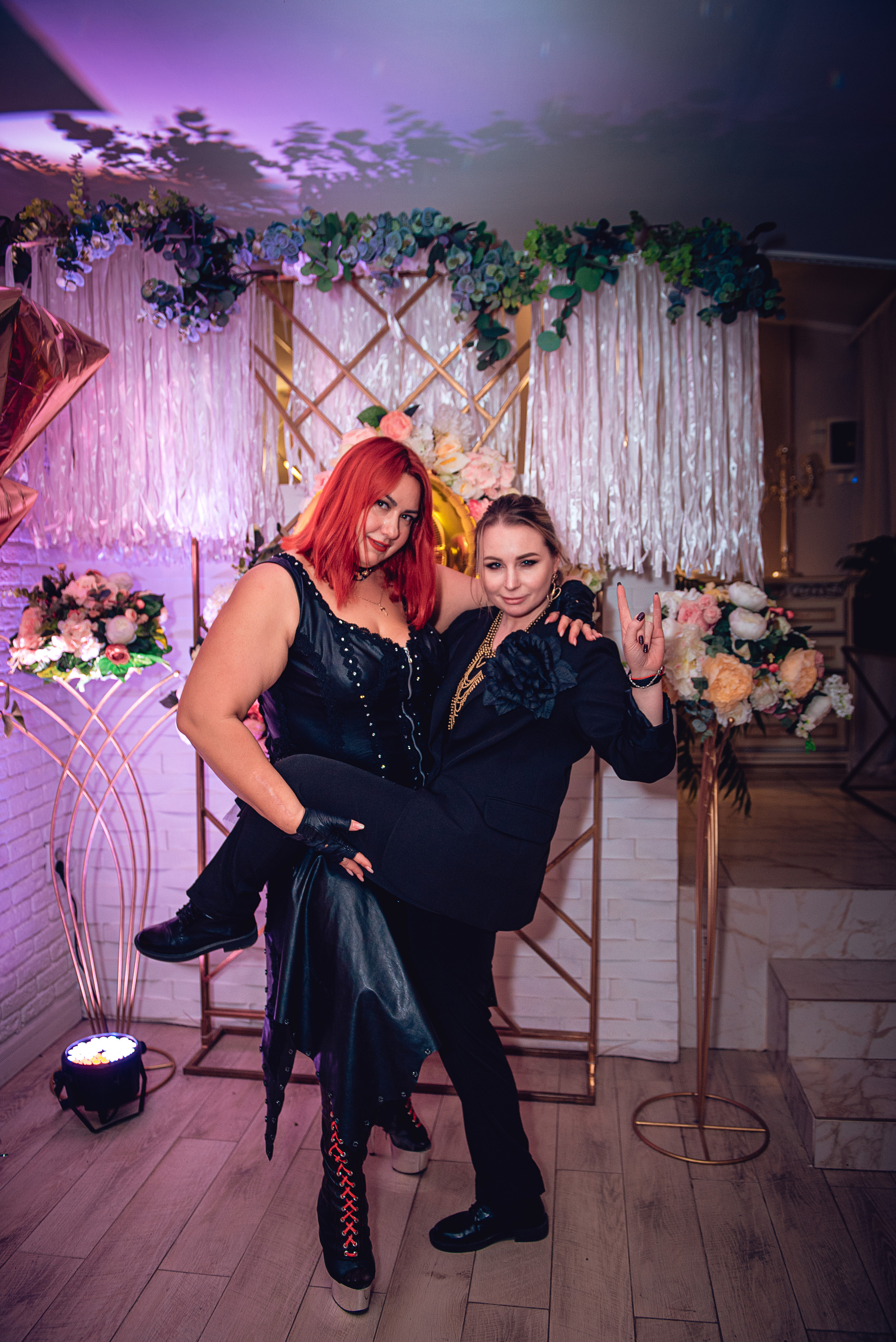 March 8. Women’s Day. Garage. (копия). Свадебный и семейный фотограф Сергей Паровик