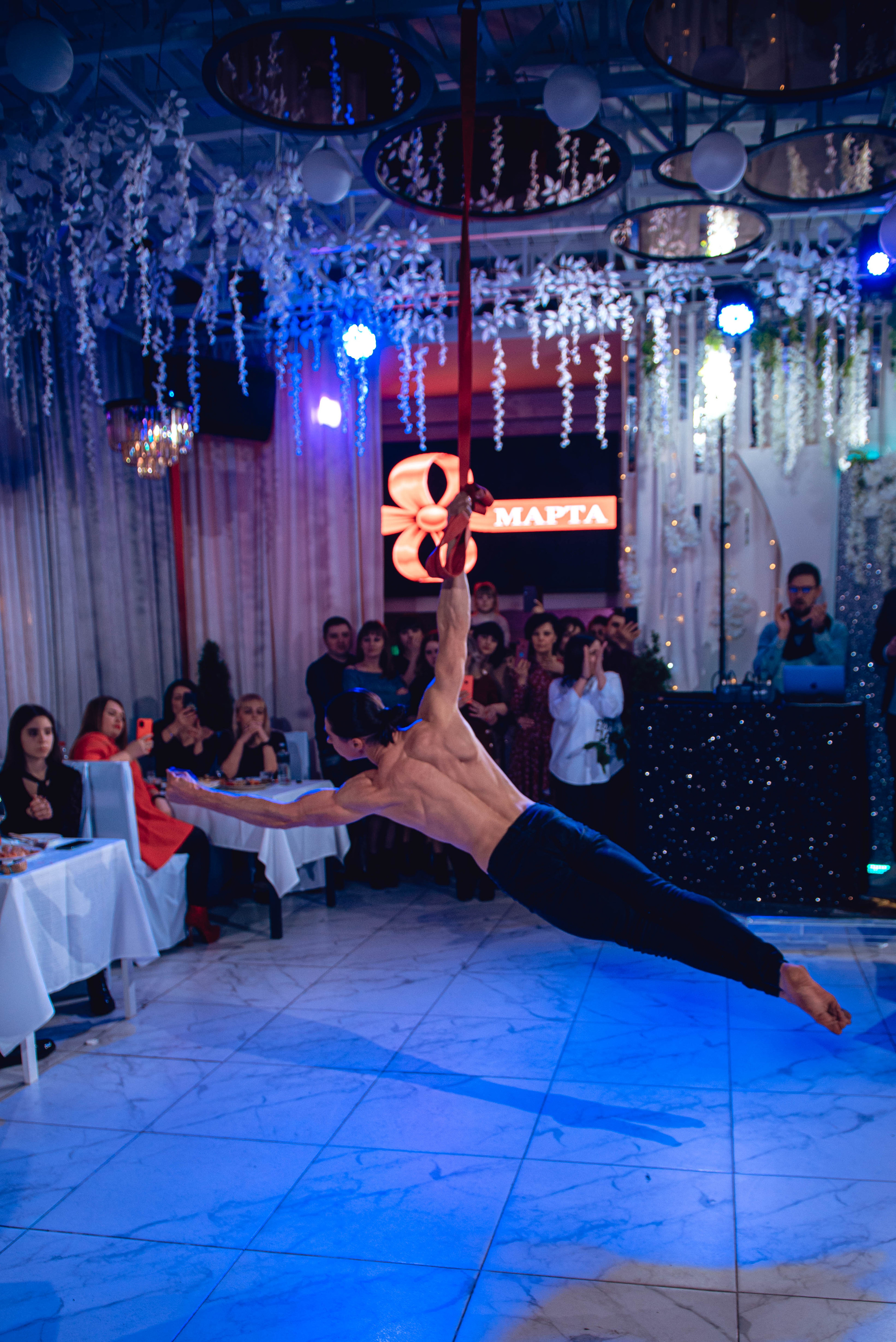 March 8. Women’s Day. Garage. (копия). Свадебный и семейный фотограф Сергей Паровик