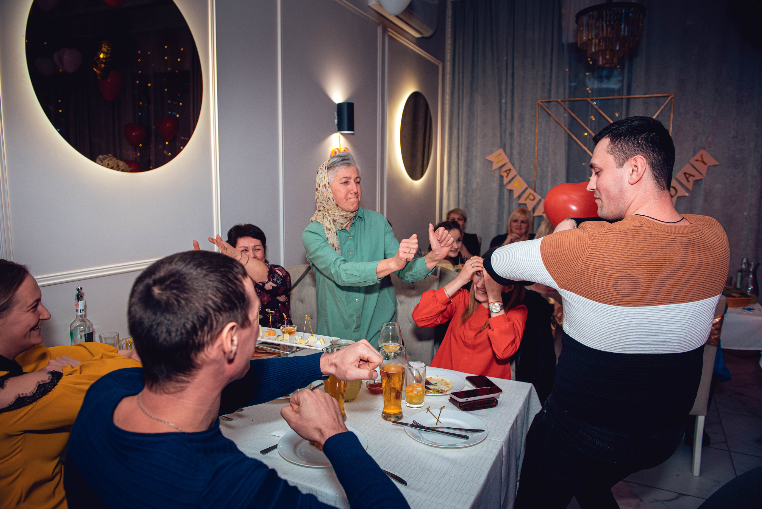 Garage Valentine's Day. Свадебный и семейный фотограф Сергей Паровик