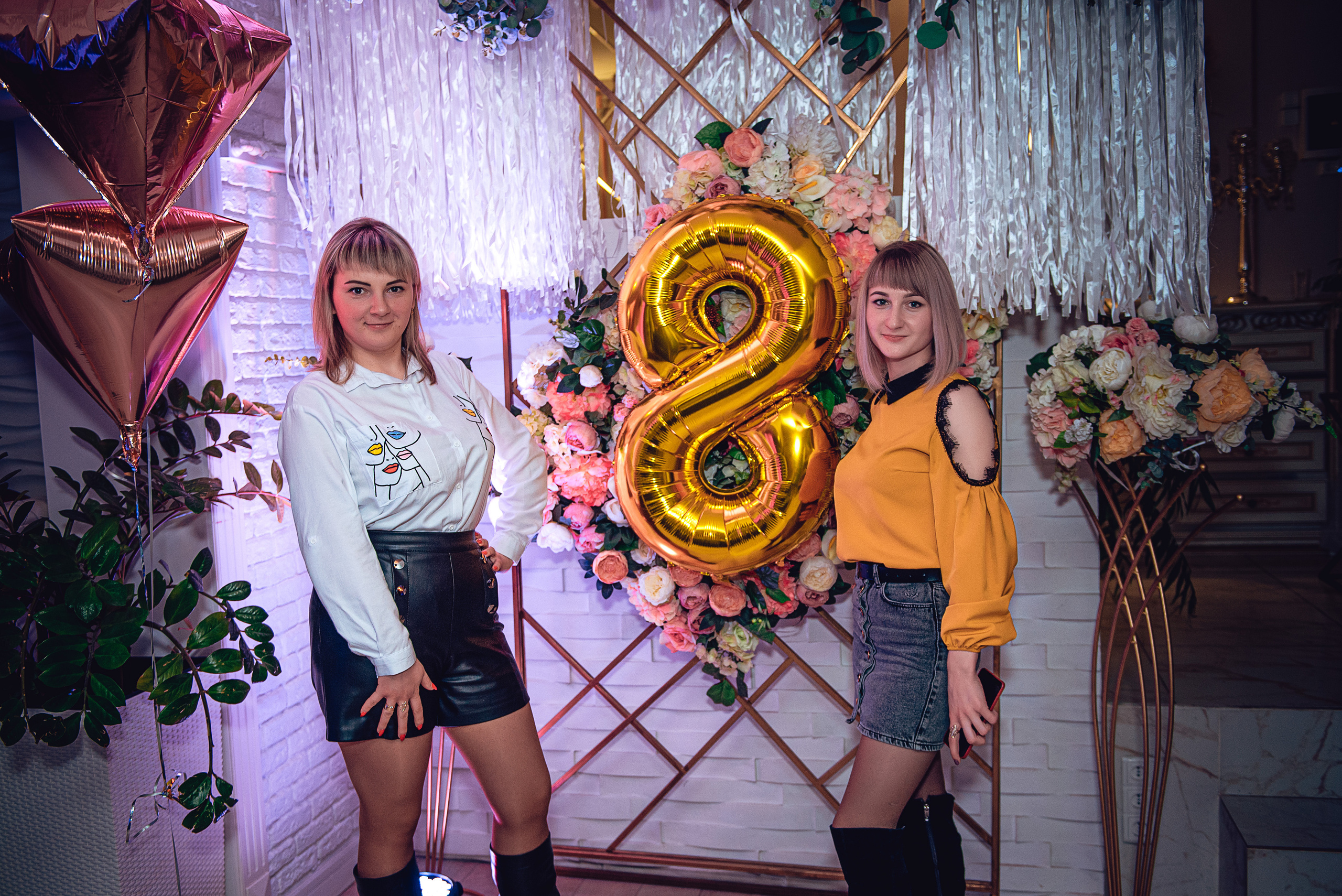 March 8. Women’s Day. Garage. (копия). Свадебный и семейный фотограф Сергей Паровик