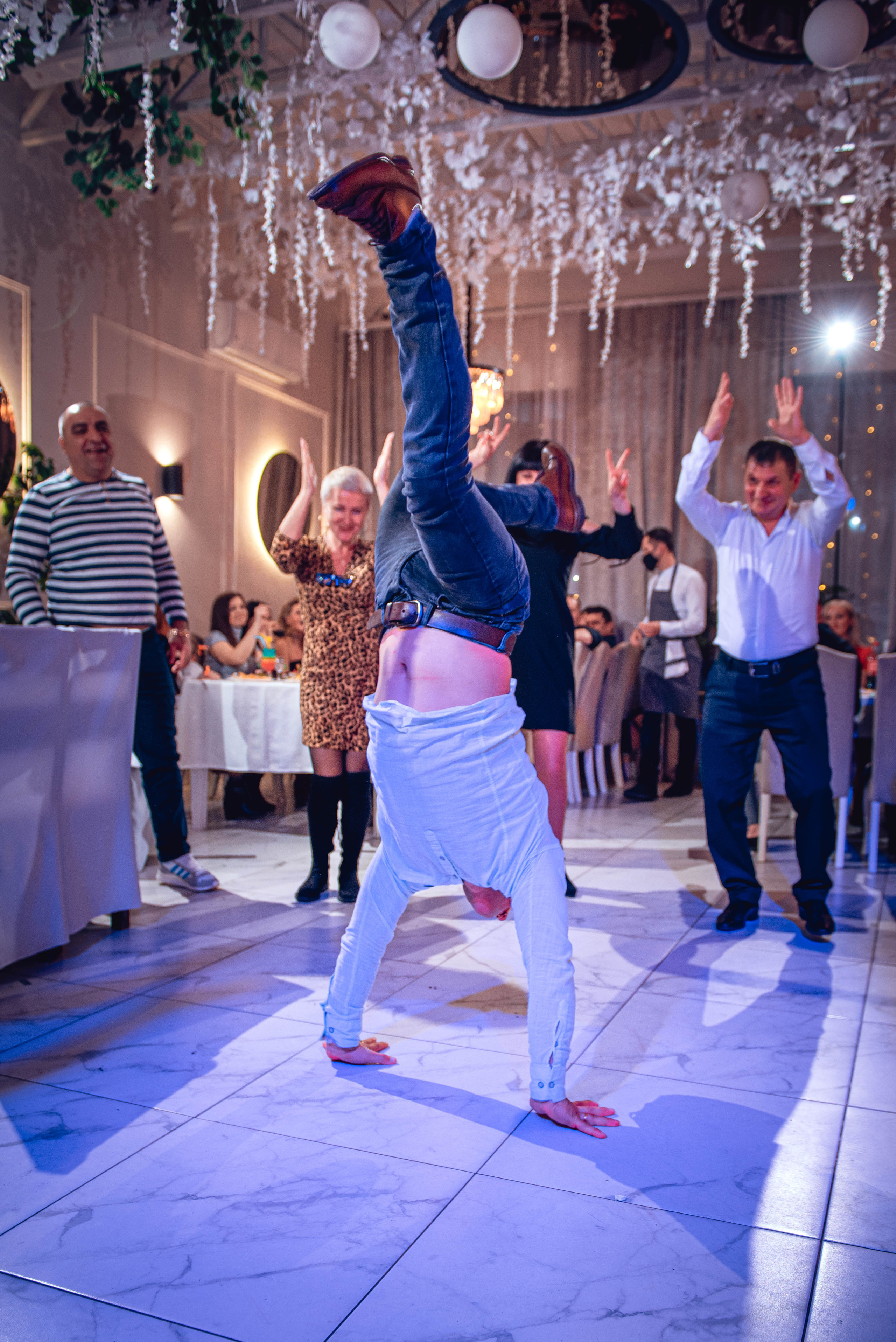 March 8. Women’s Day. Garage. (копия). Свадебный и семейный фотограф Сергей Паровик