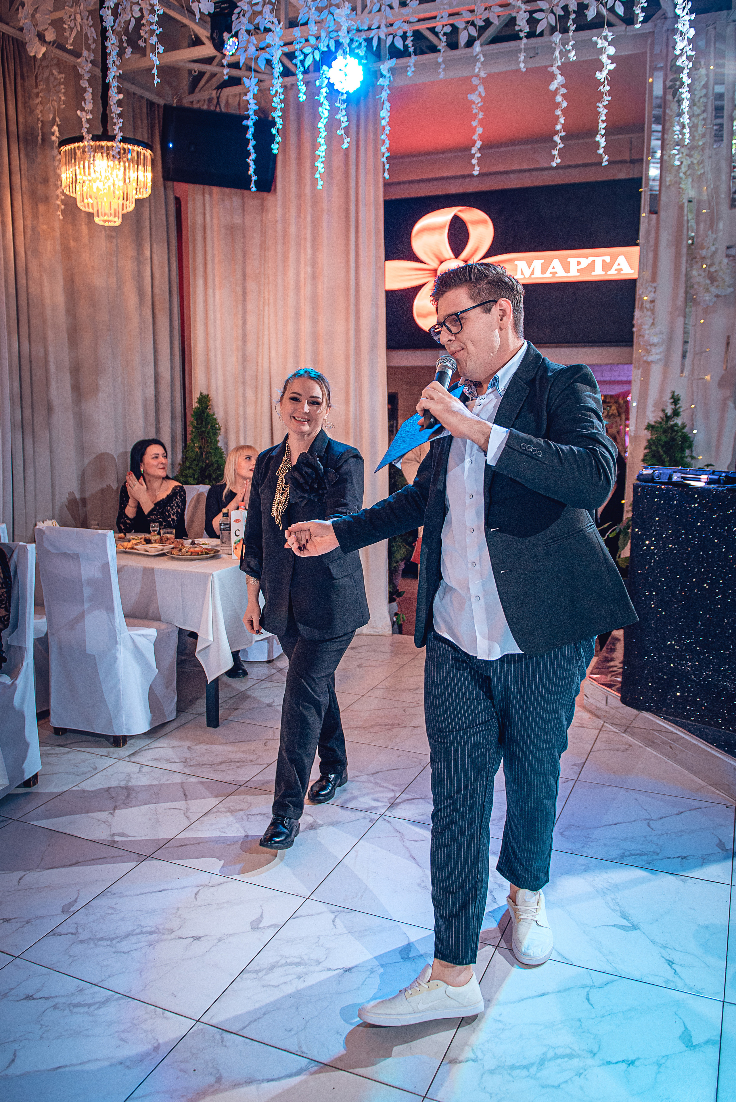 March 8. Women’s Day. Garage. (копия). Свадебный и семейный фотограф Сергей Паровик