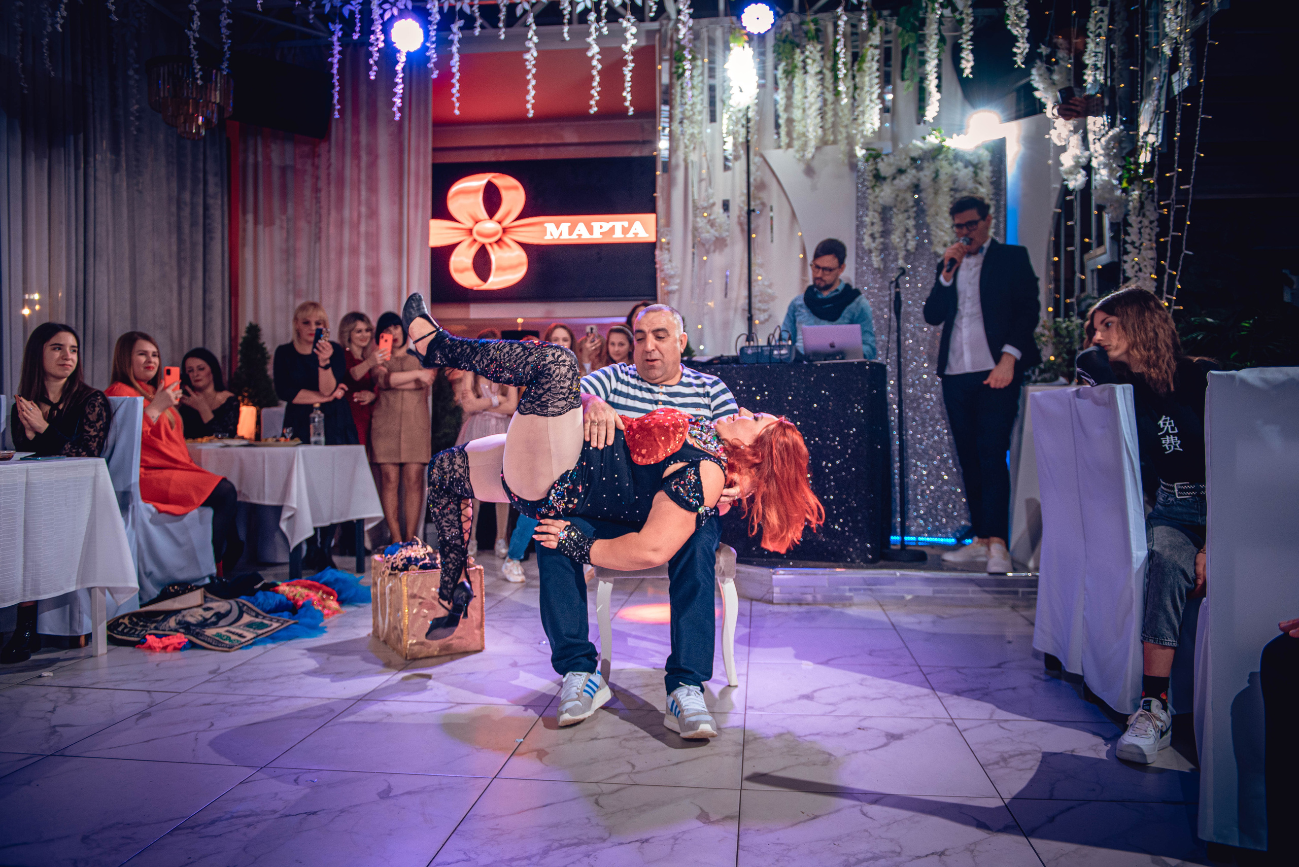 March 8. Women’s Day. Garage. (копия). Свадебный и семейный фотограф Сергей Паровик