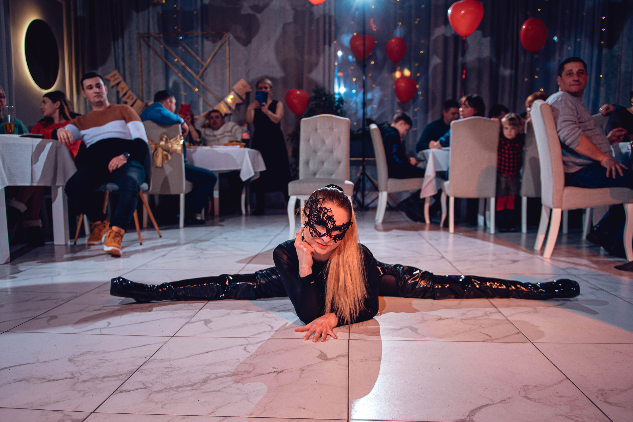 Garage Valentine's Day. Свадебный и семейный фотограф Сергей Паровик