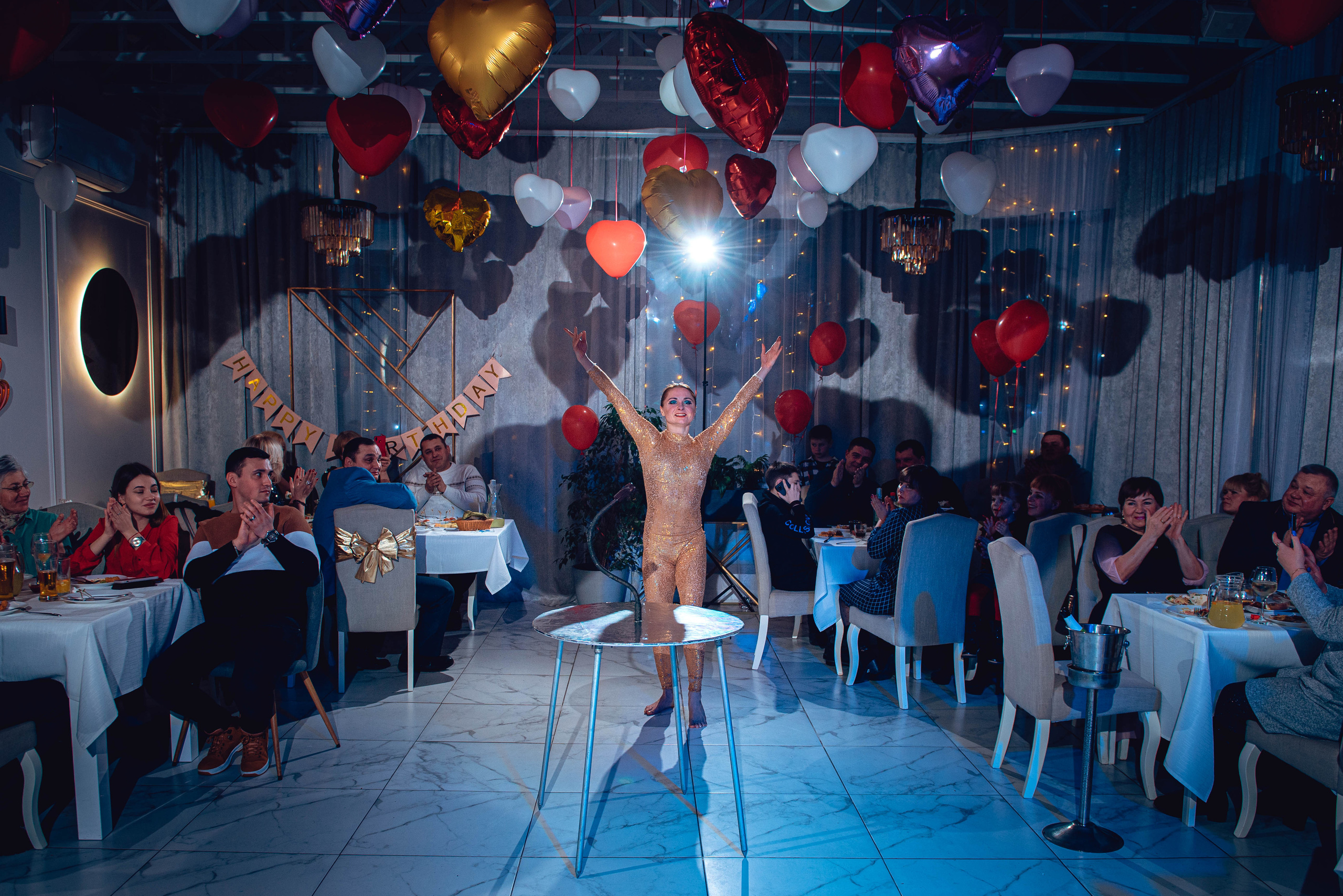 Garage Valentine's Day. Свадебный и семейный фотограф Сергей Паровик