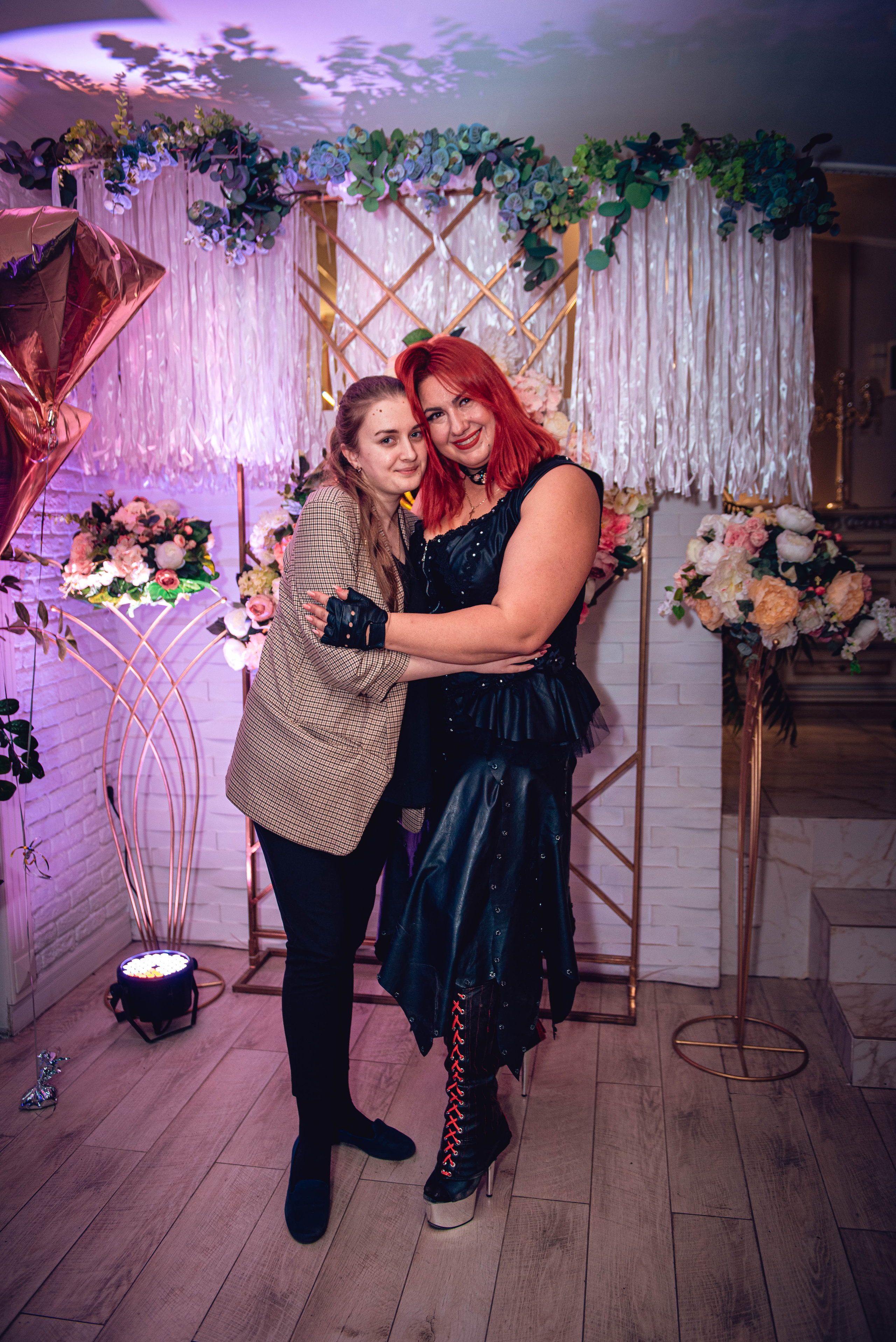 March 8. Women’s Day. Garage. (копия). Свадебный и семейный фотограф Сергей Паровик