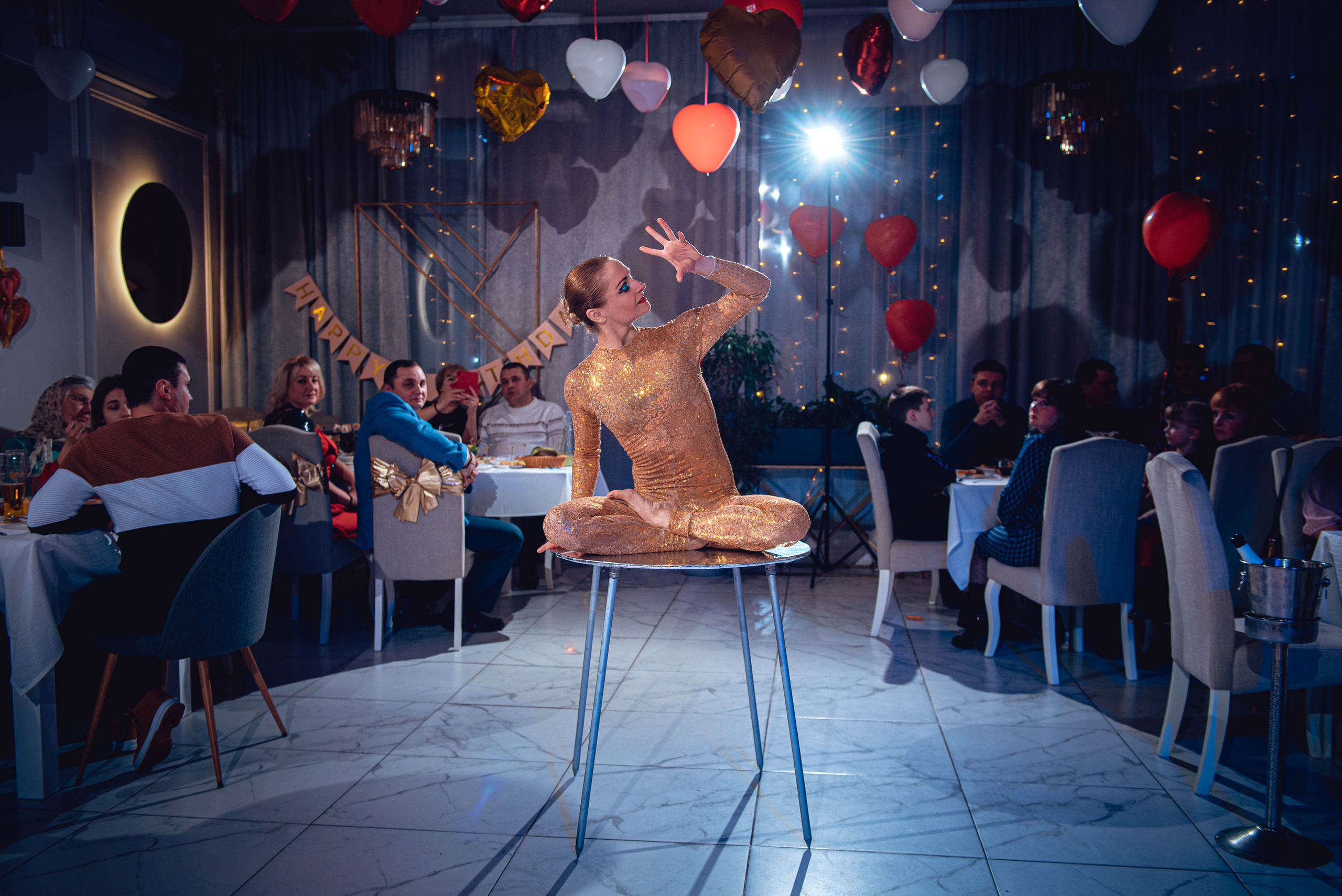 Garage Valentine's Day. Свадебный и семейный фотограф Сергей Паровик