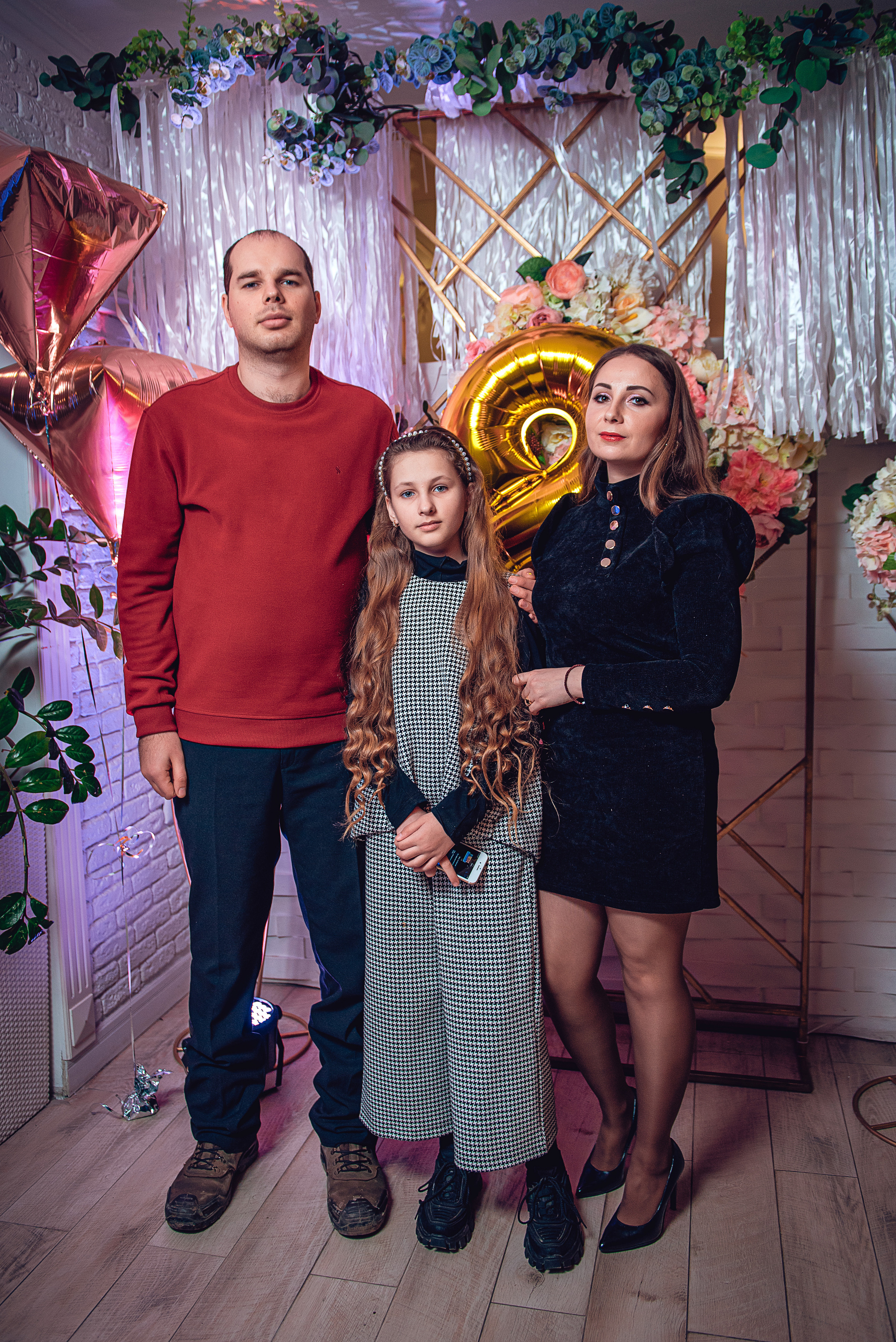 March 8. Women’s Day. Garage. (копия). Свадебный и семейный фотограф Сергей Паровик