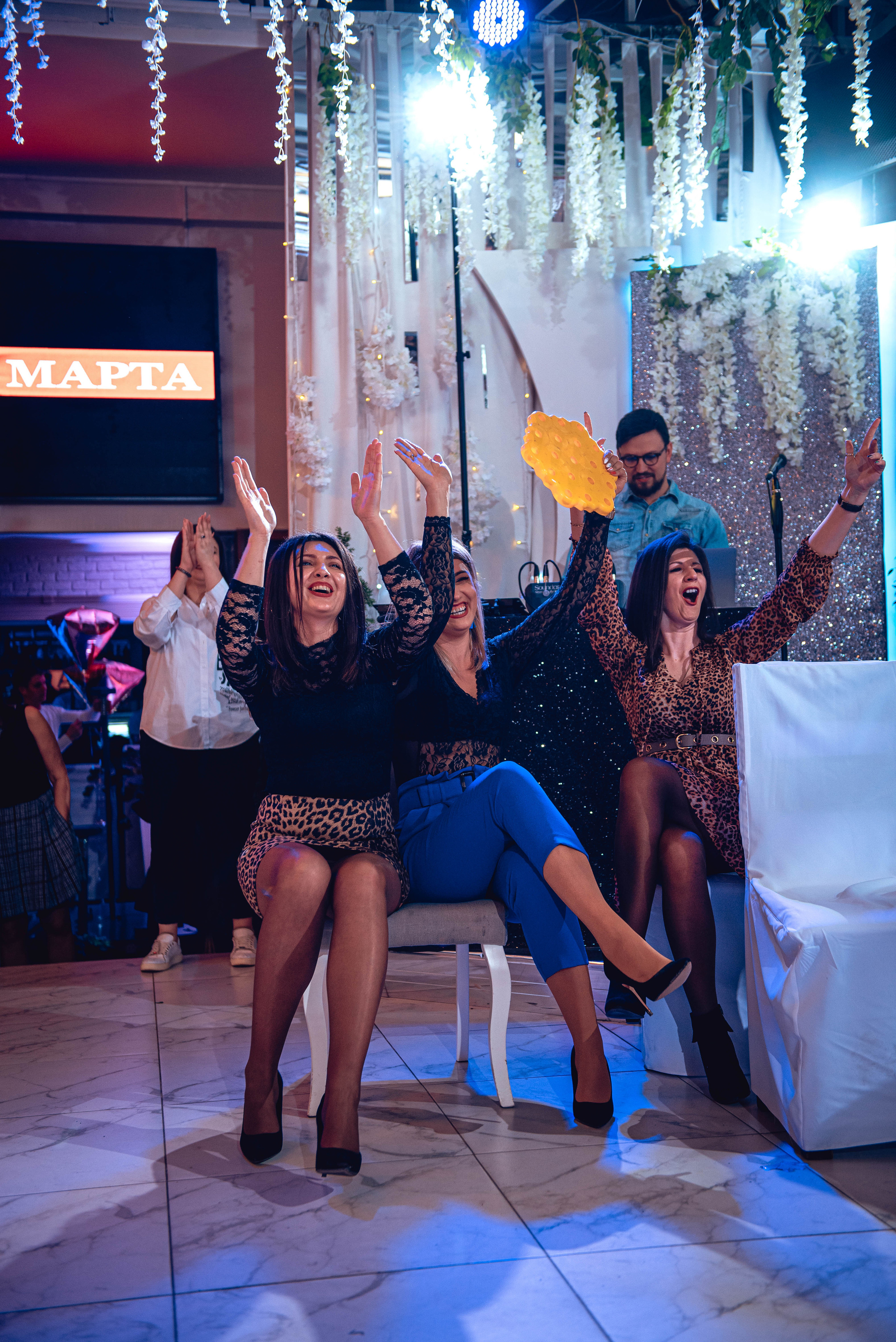 March 8. Women’s Day. Garage. (копия). Свадебный и семейный фотограф Сергей Паровик