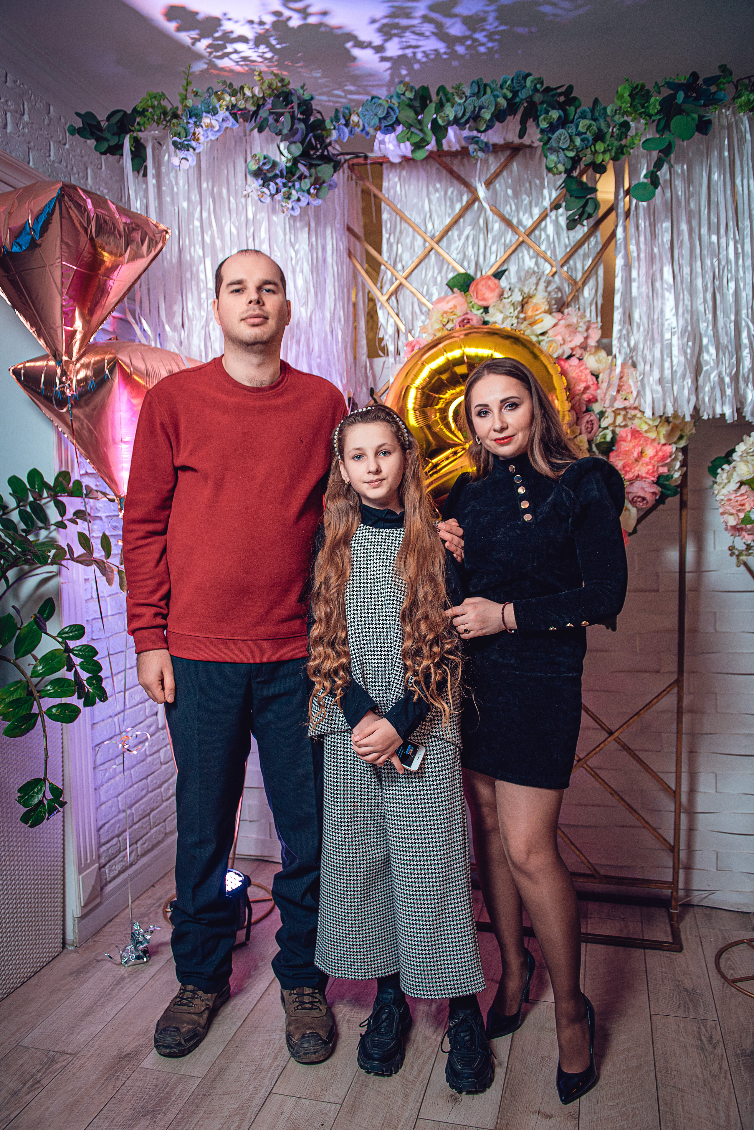 March 8. Women’s Day. Garage. (копия). Свадебный и семейный фотограф Сергей Паровик