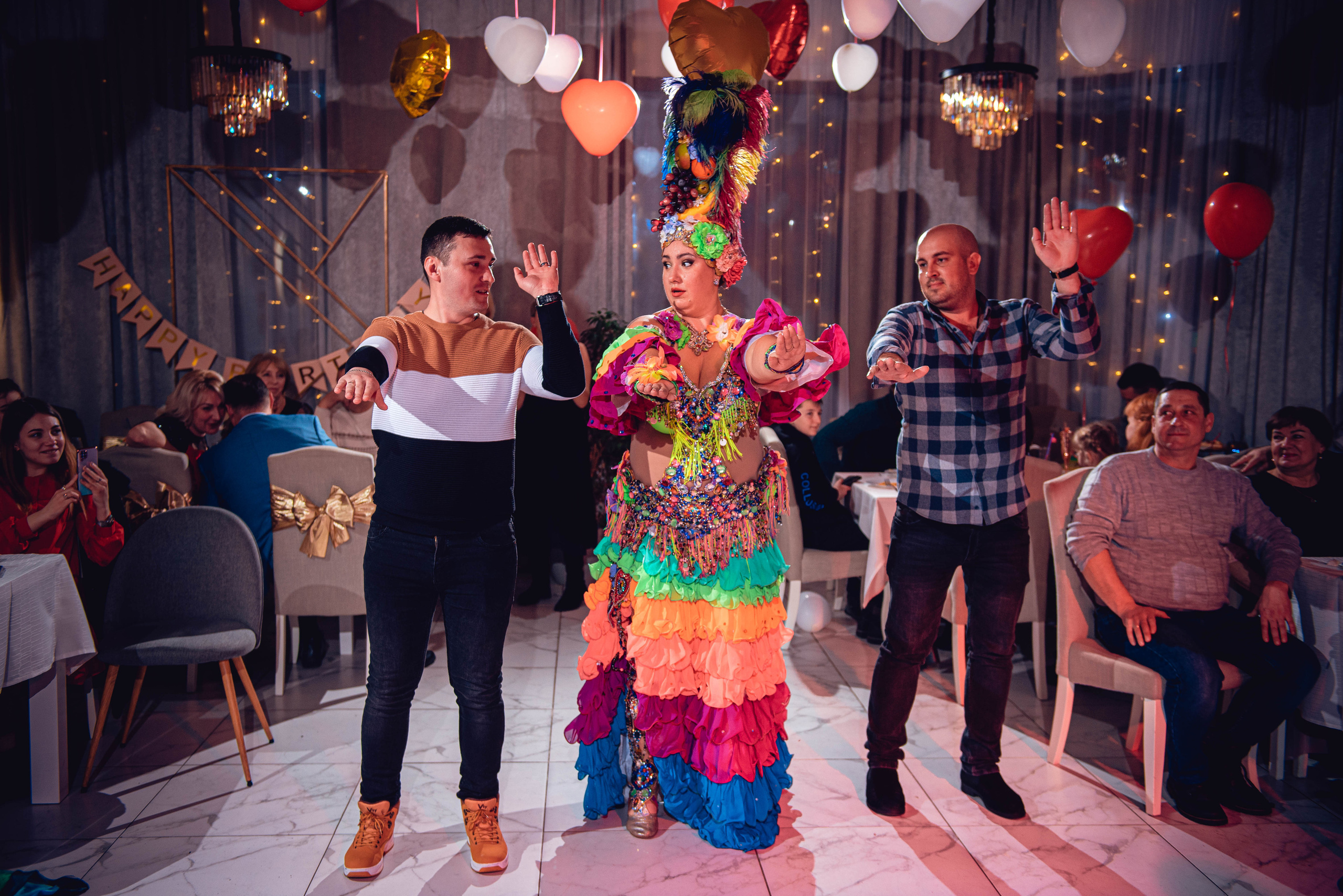 Garage Valentine's Day. Свадебный и семейный фотограф Сергей Паровик